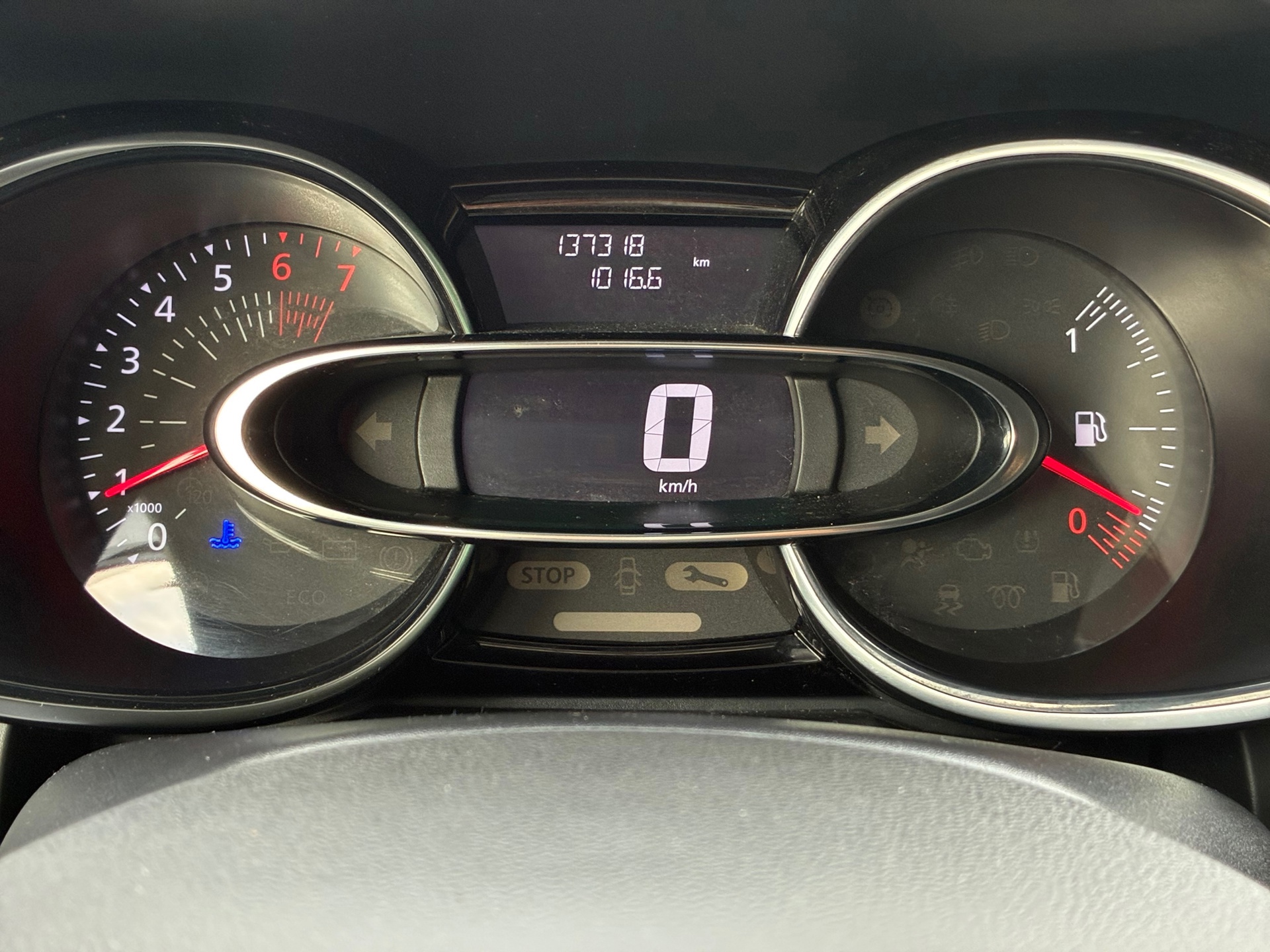 Renault Clio 0.9 TCe Limited (2017), foto 16