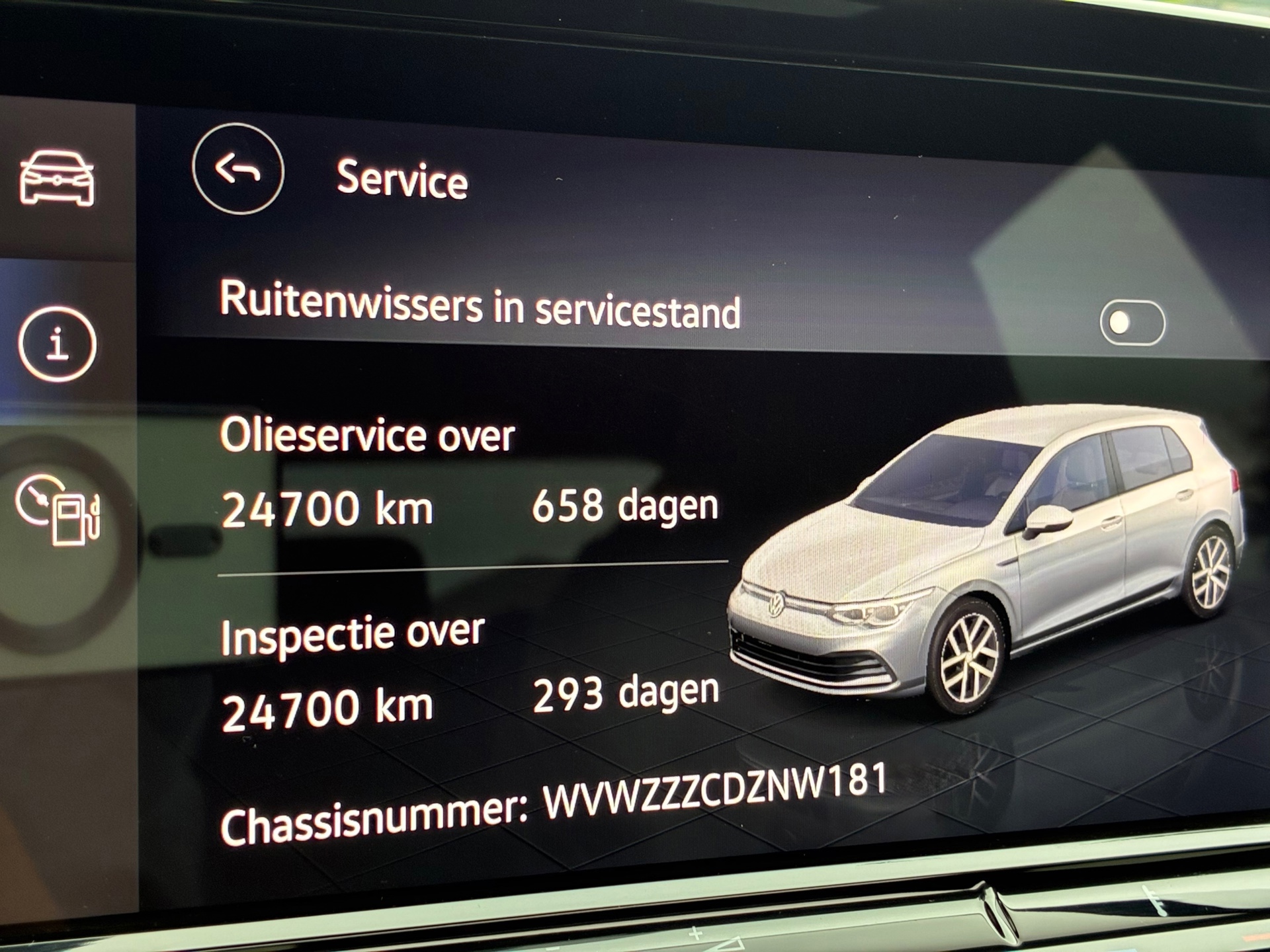Volkswagen Golf 1.5 eTSI R-Line Business (2022), foto 31