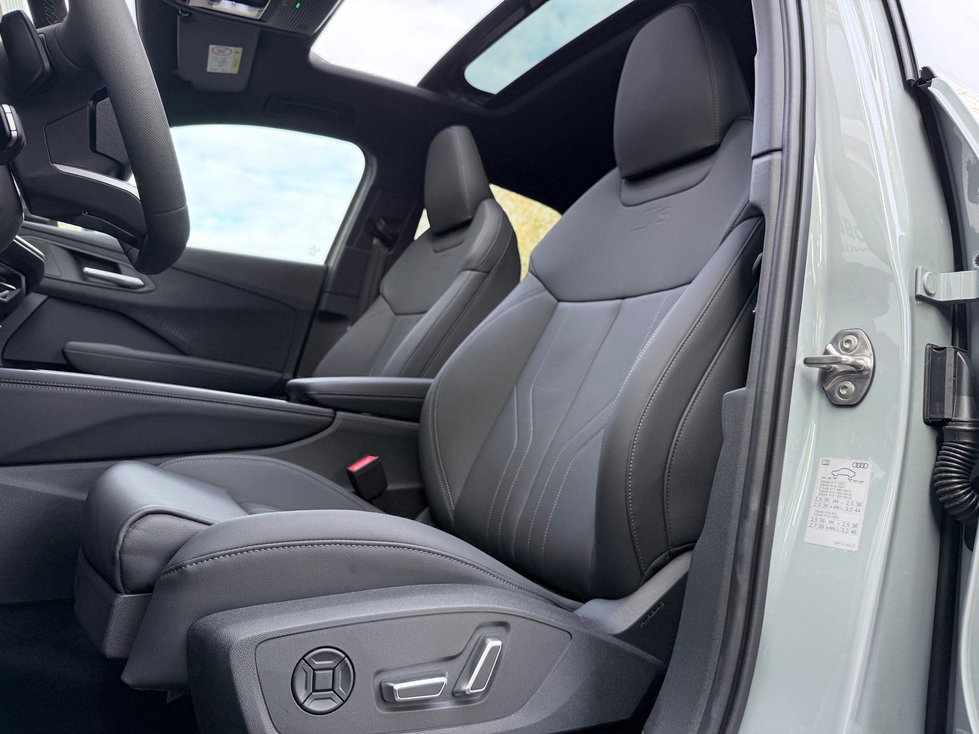 Audi Q3 Sportback 1.5 e-hybrid S edition (2026), foto 11