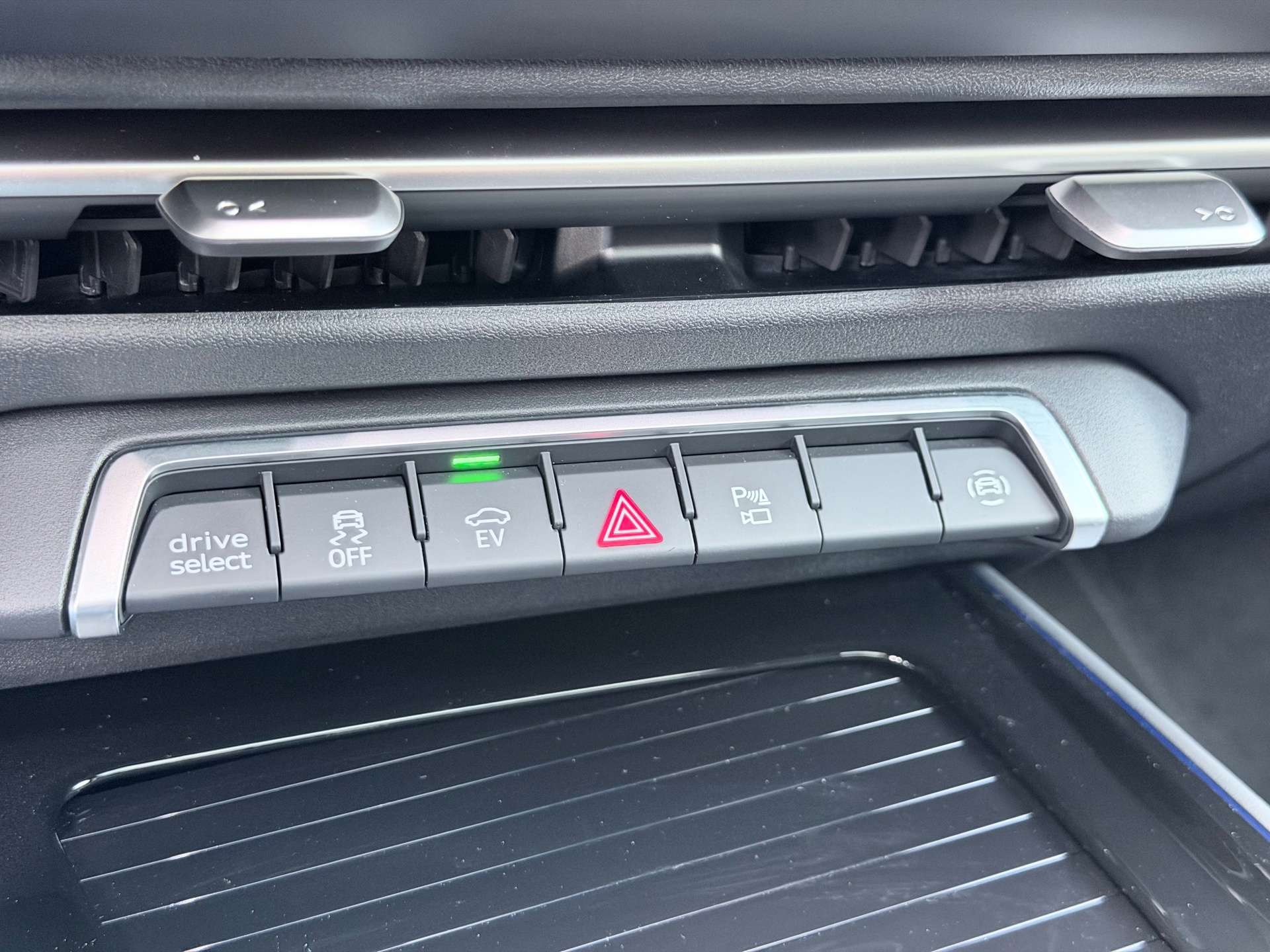 Audi Q3 Sportback 1.5 e-hybrid S edition (2026), foto 21