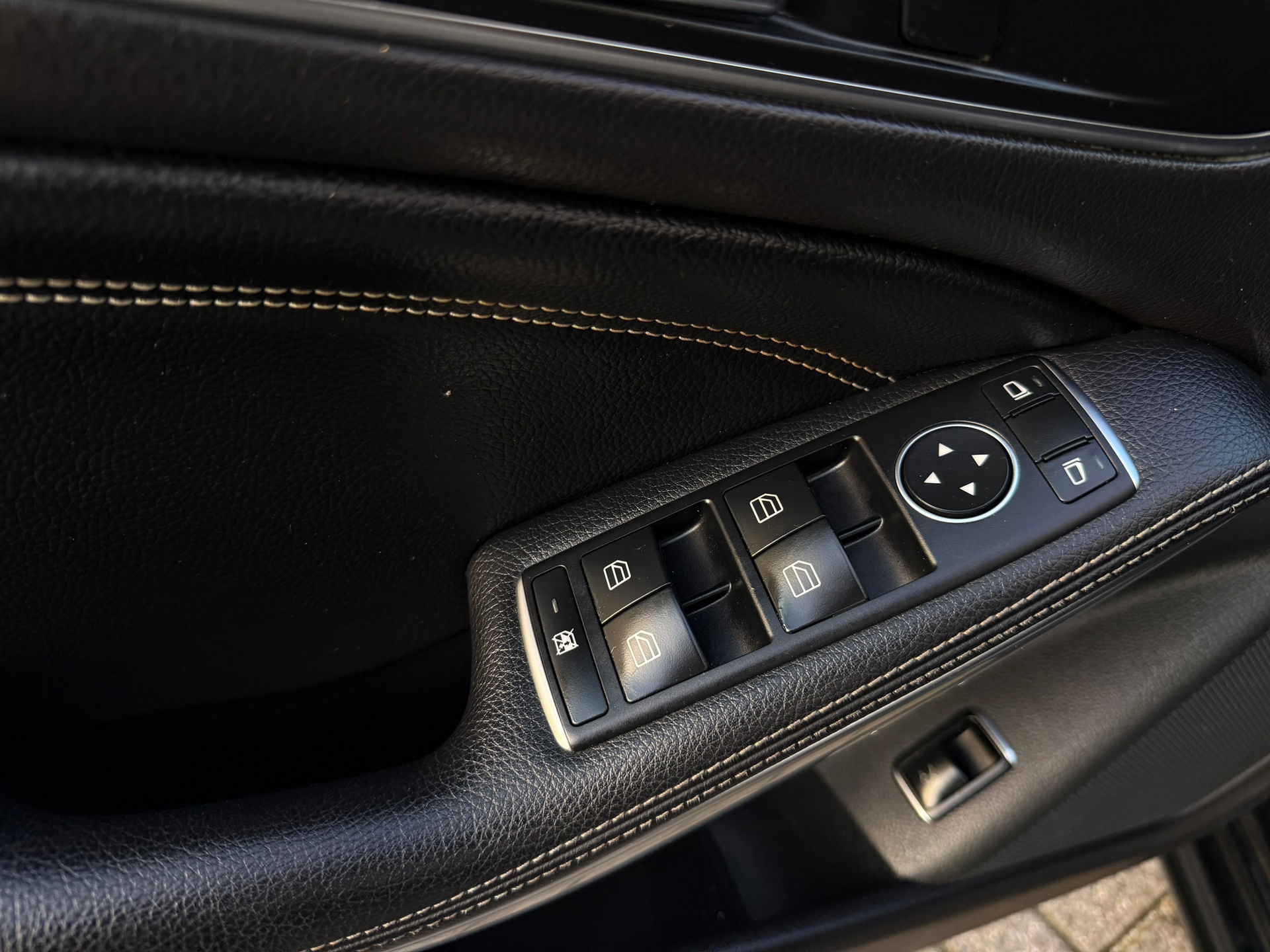 Mercedes-Benz CLA-klasse 180 Business Solution (2018), foto 19
