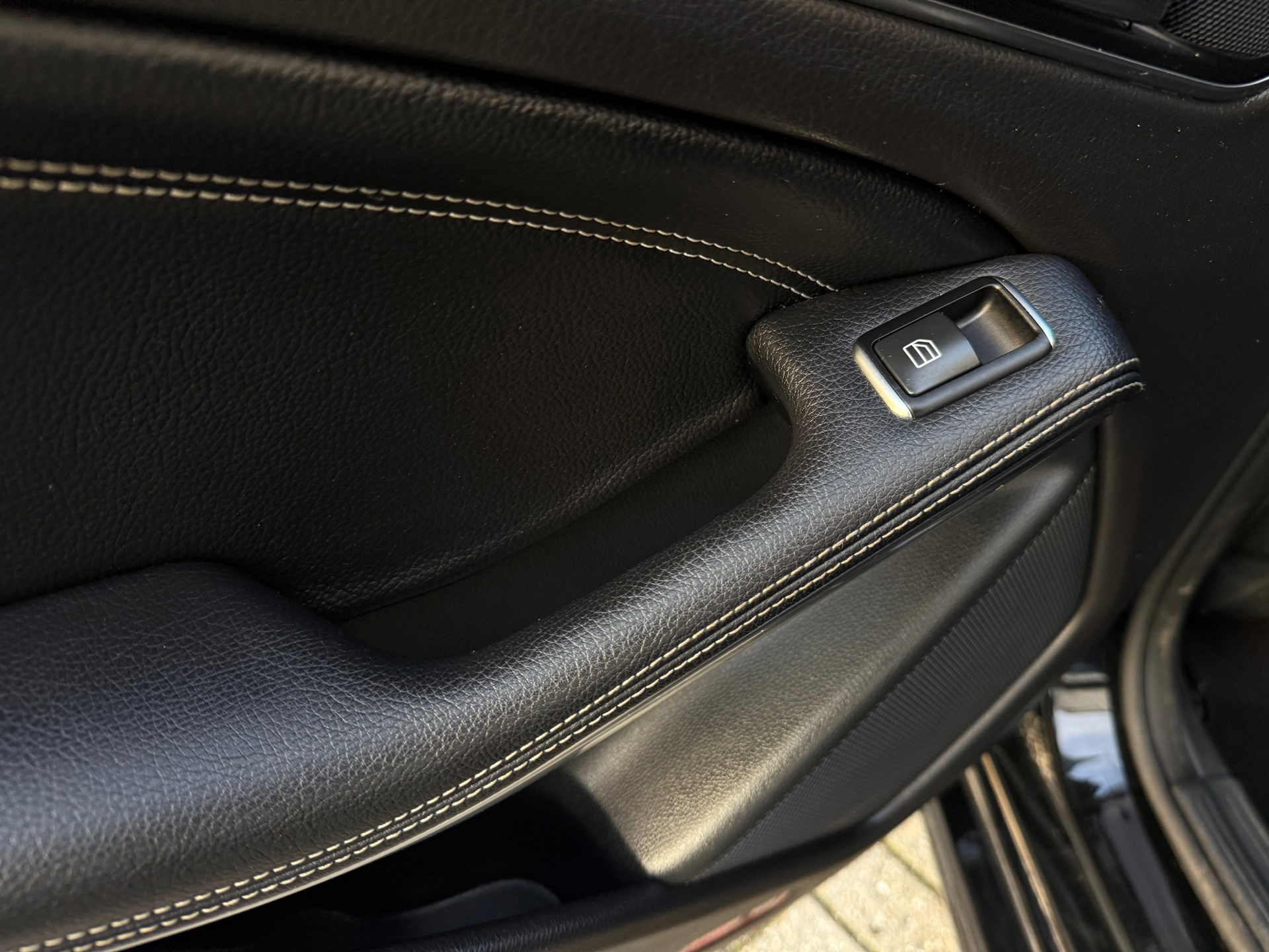 Mercedes-Benz CLA-klasse 180 Business Solution (2018), foto 21