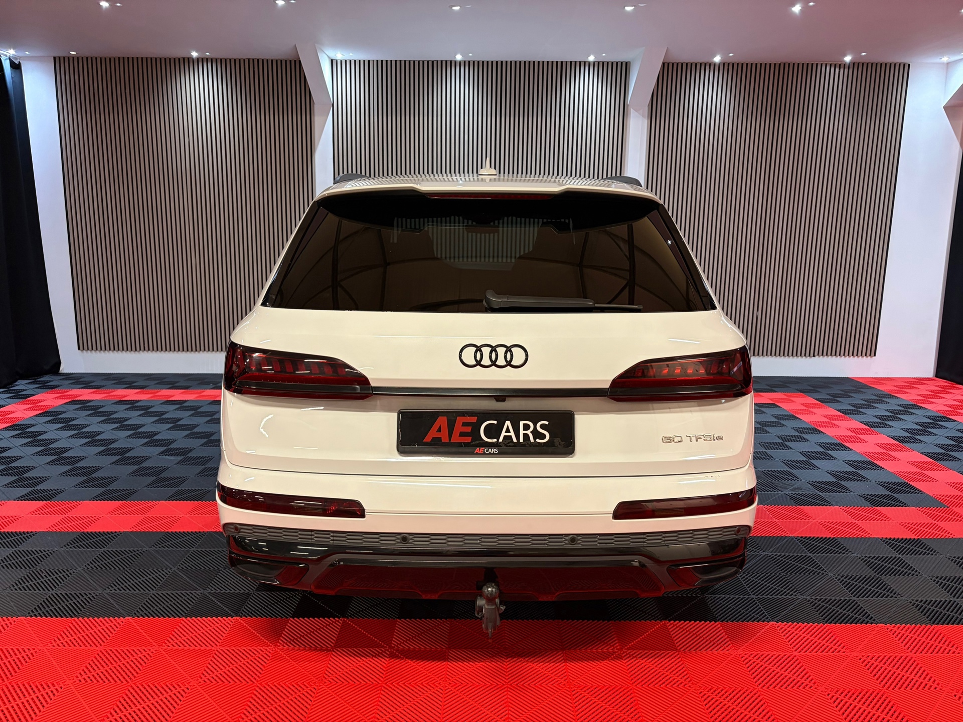 Audi Q7 60 TFSI e quattro Competition Panoroma dak RS (2021), foto 17