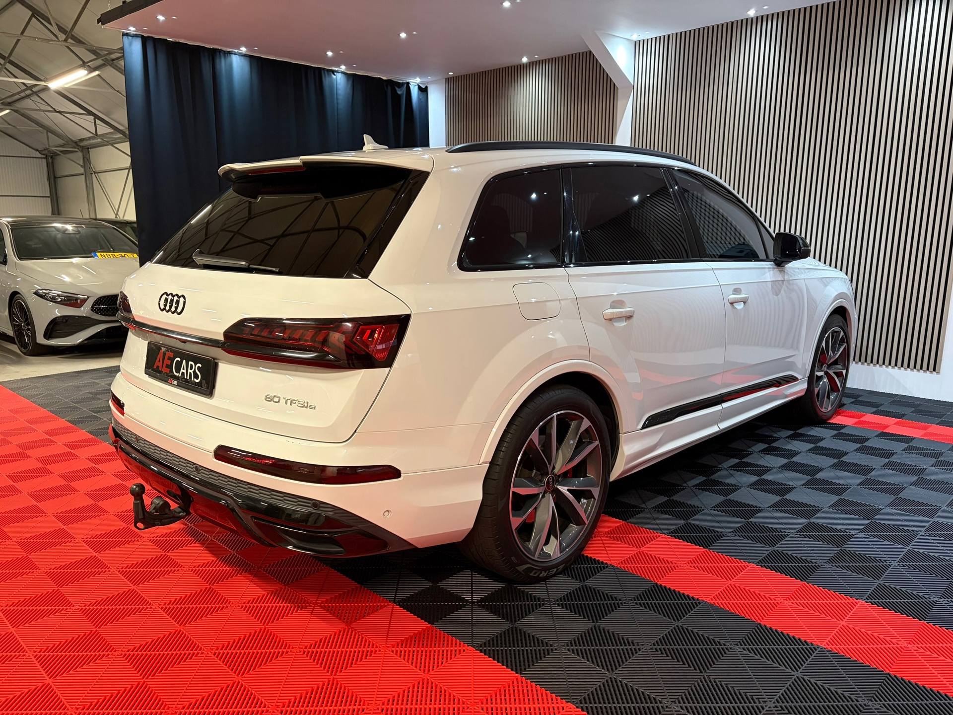 Audi Q7 60 TFSI e quattro Competition Panoroma dak RS (2021), foto 18