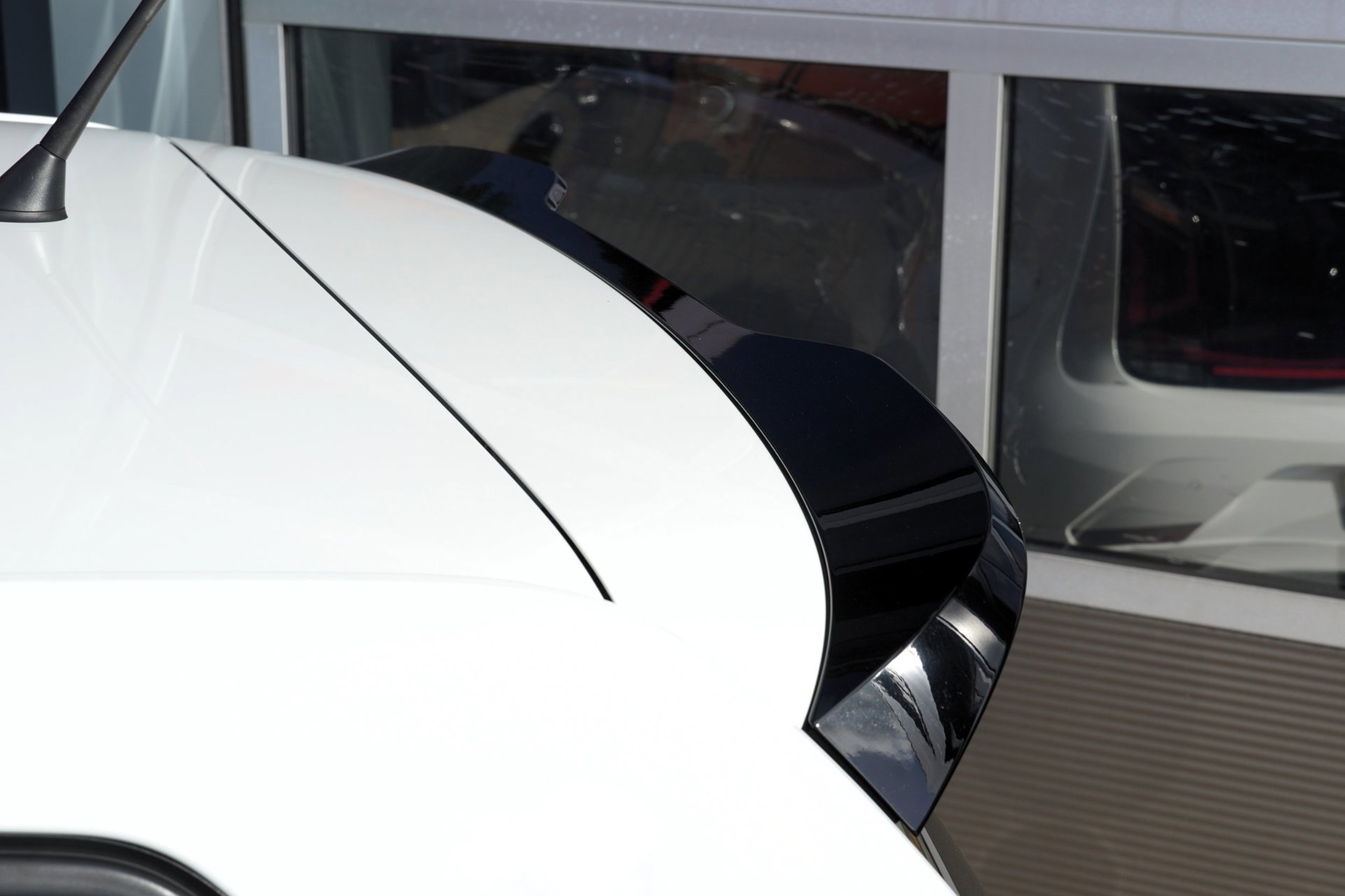 Volkswagen Up! 1.0 TSI GTI (2020), foto 21