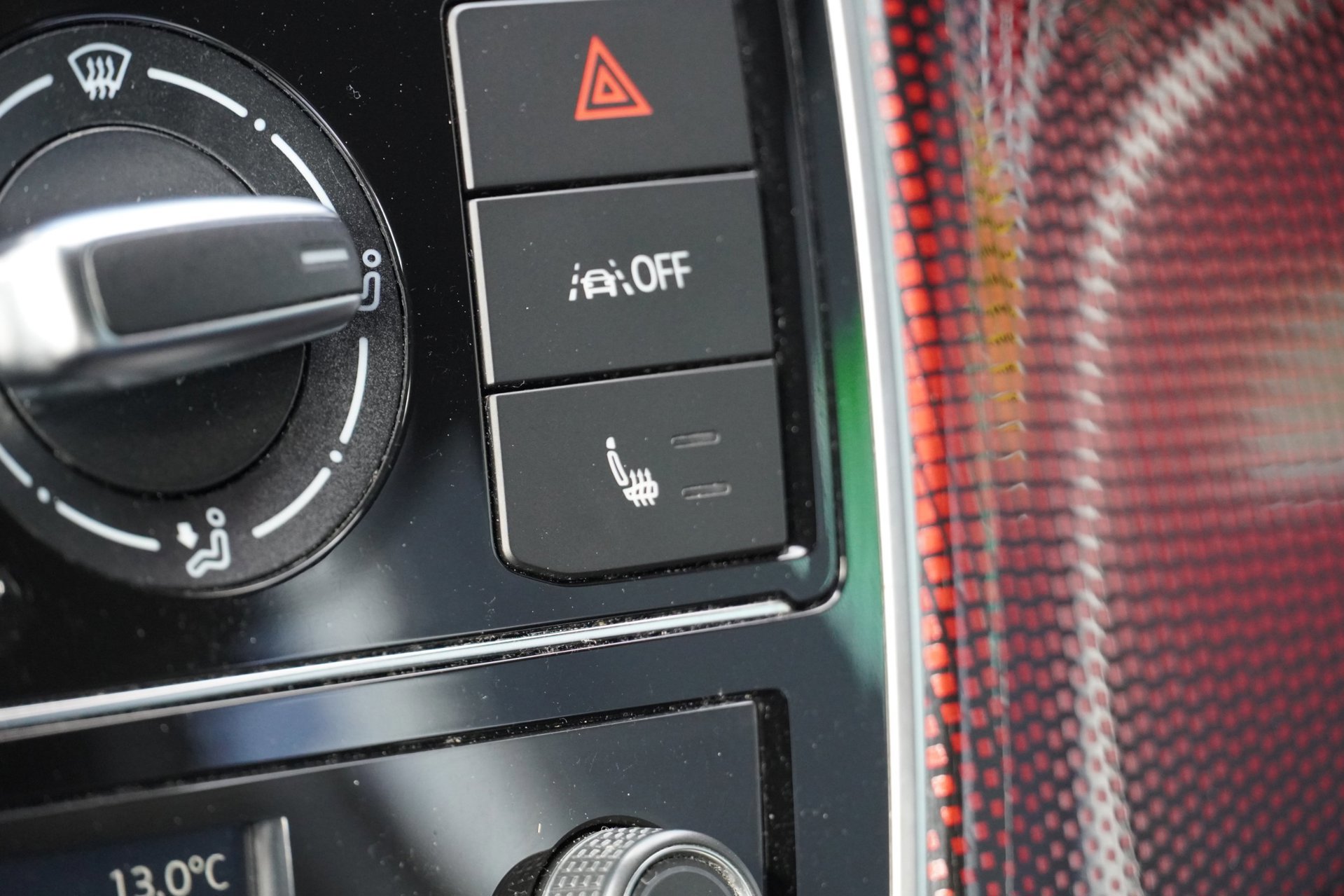 Volkswagen Up! 1.0 TSI GTI (2020), foto 22