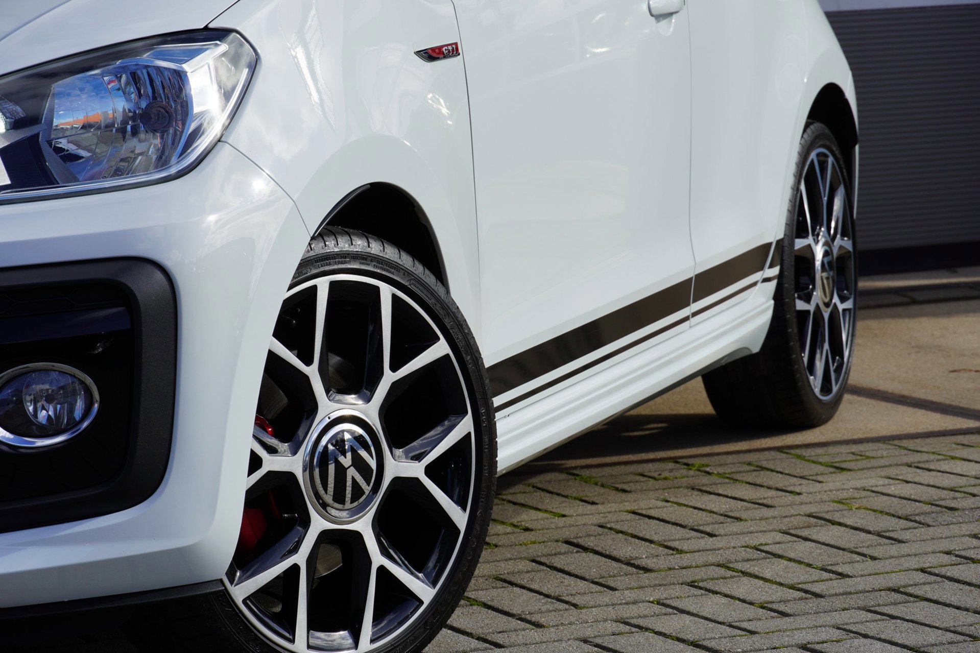 Volkswagen Up! 1.0 TSI GTI (2020), foto 28