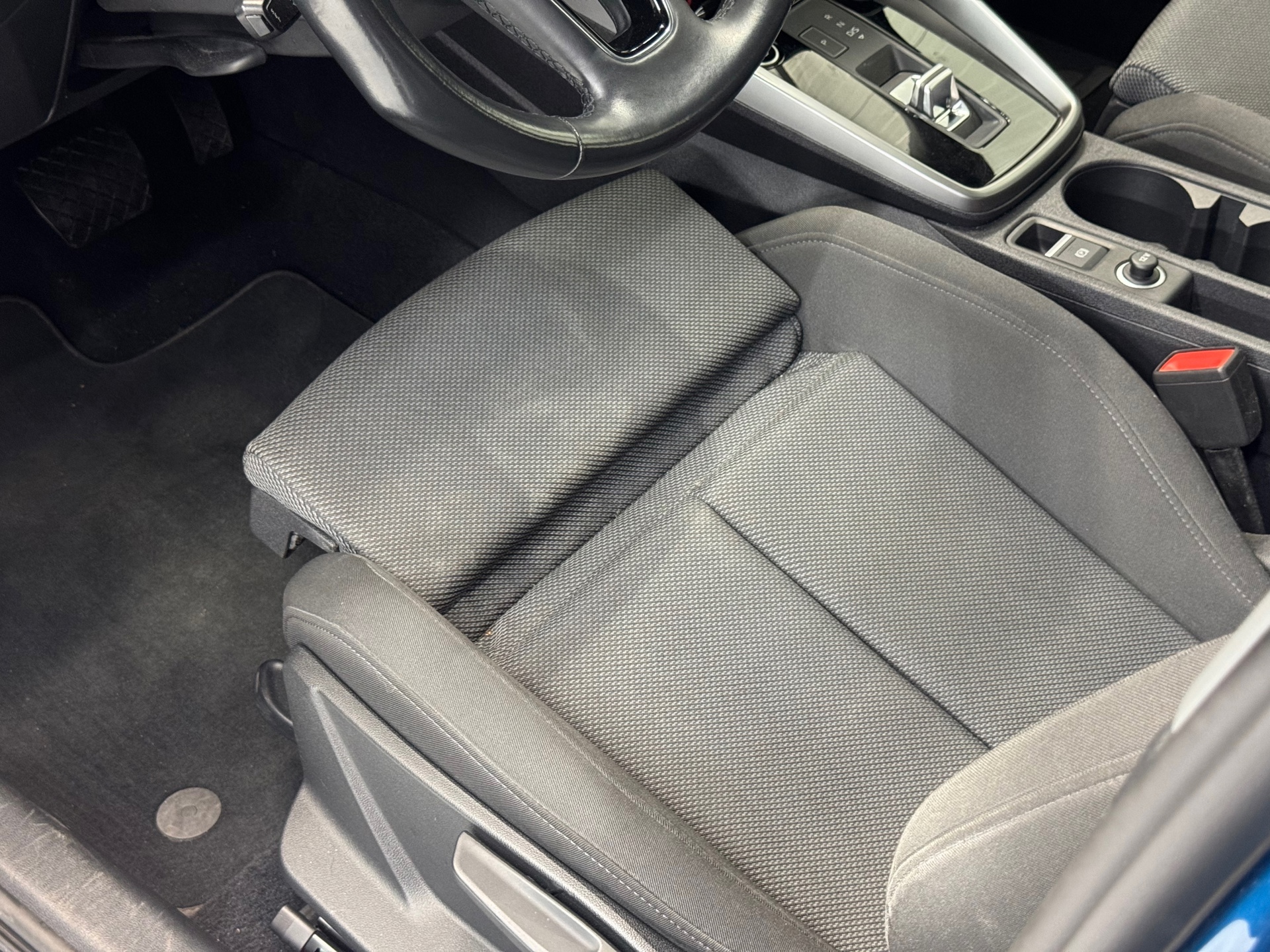 Audi A3 Sportback 35 TFSI Business edition Mild Hybride (2021), foto 30