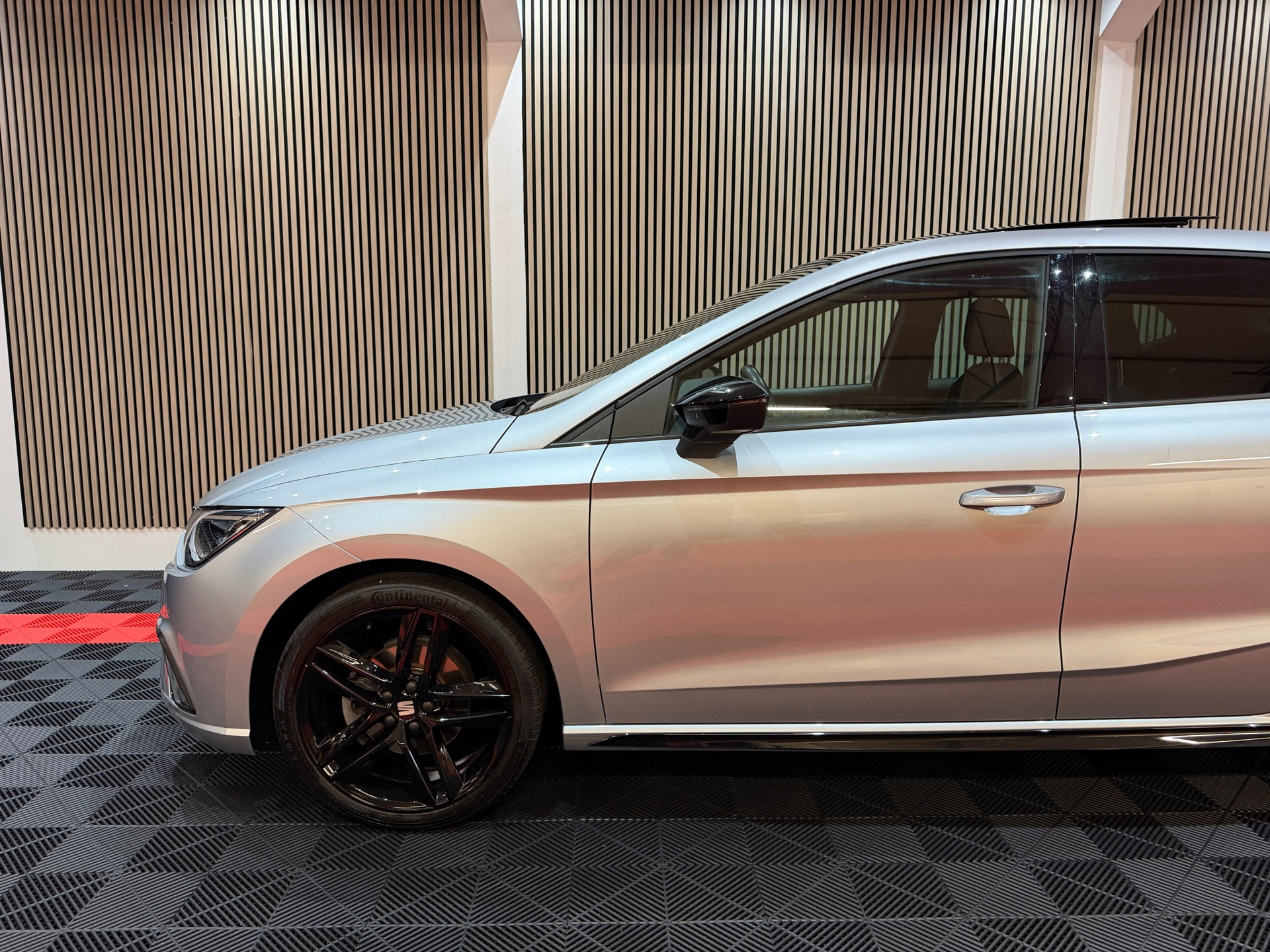 Seat Ibiza 1.5 TSI FR Business Black Line Face lift (2023), foto 12