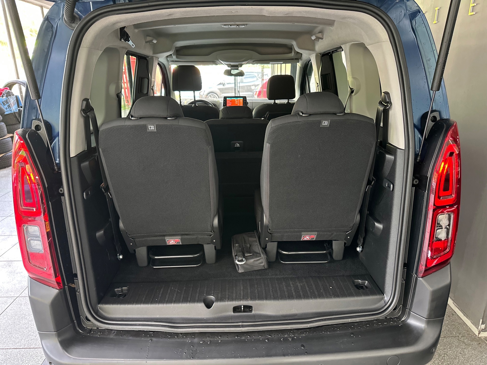 Citroen BERLINGO 1.2 PureTech Shine (2019), foto 14