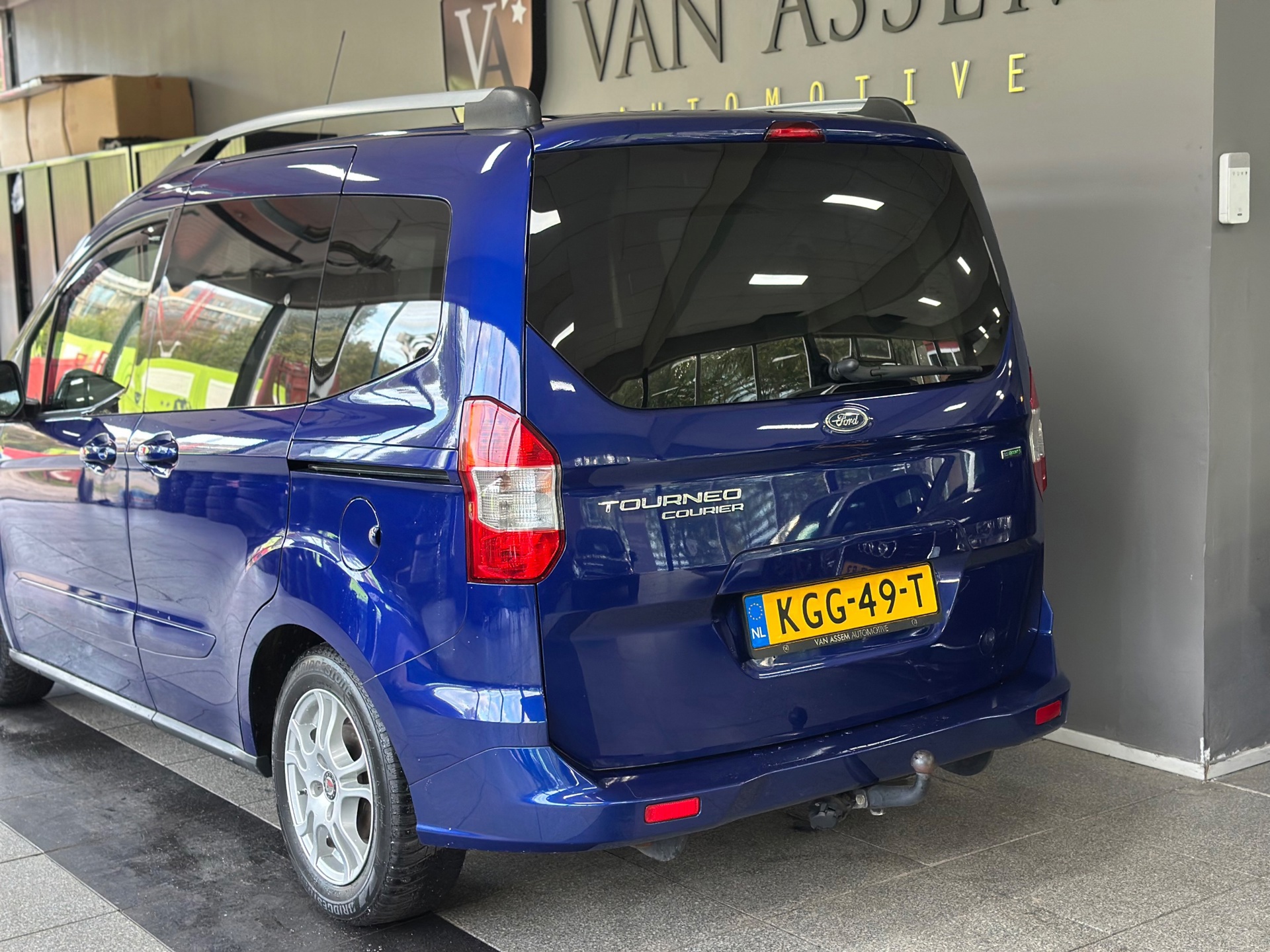 Ford TOURNEO COURIER 1.0 Titanium (2016), foto 15
