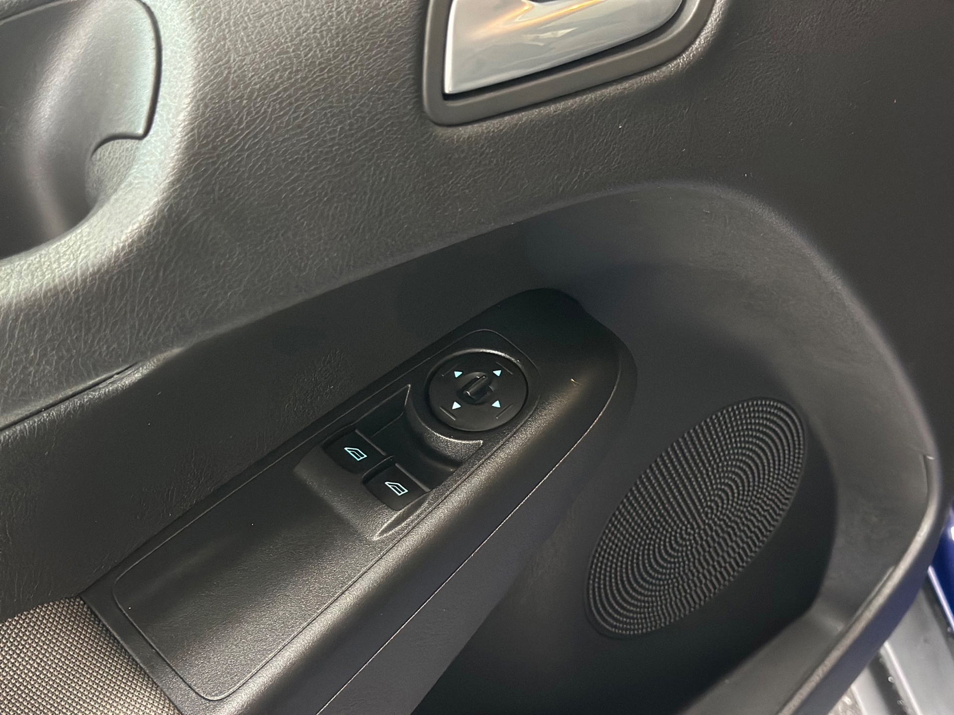 Ford TOURNEO COURIER 1.0 Titanium (2016), foto 19
