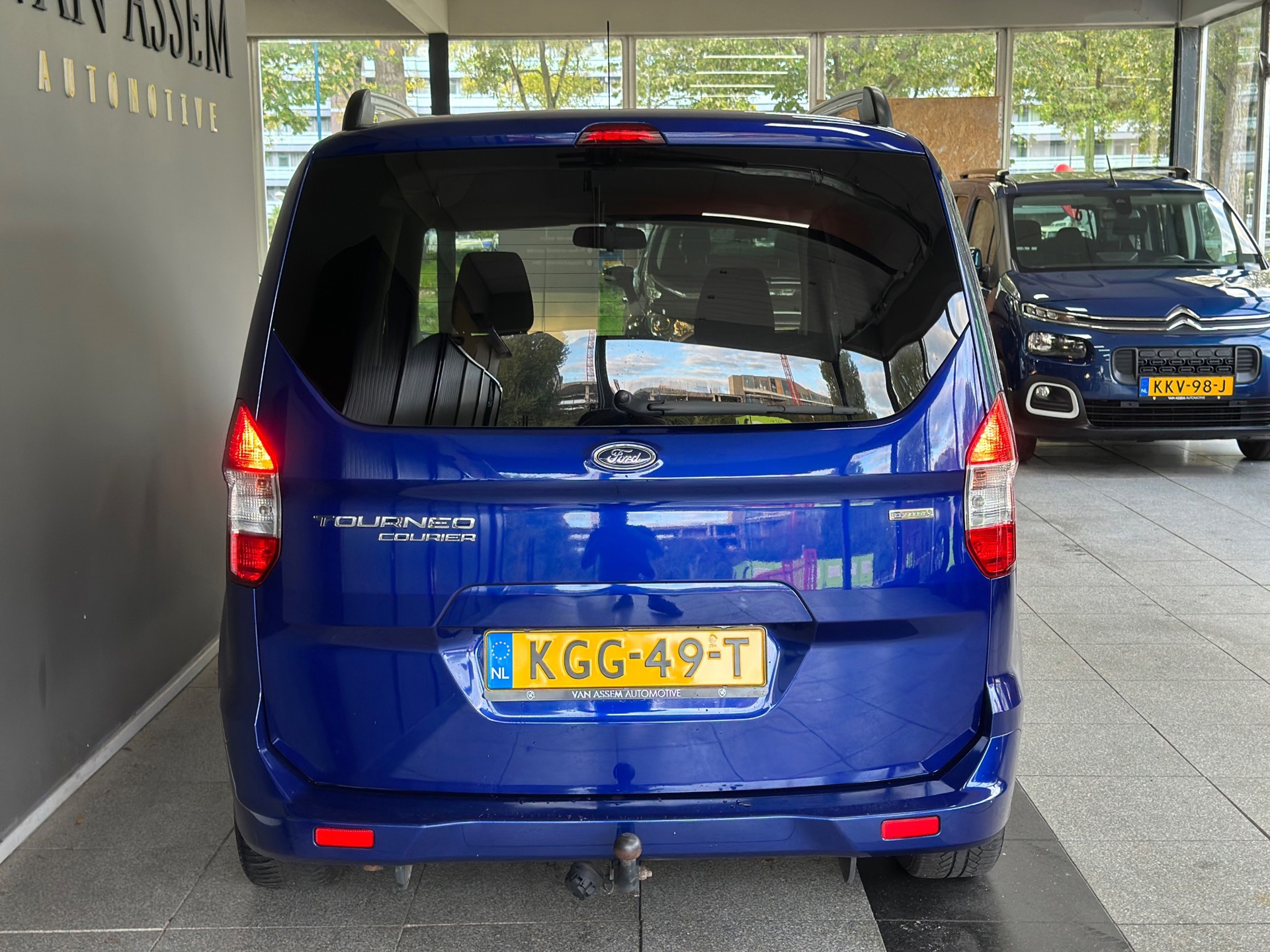 Ford TOURNEO COURIER 1.0 Titanium (2016), foto 5