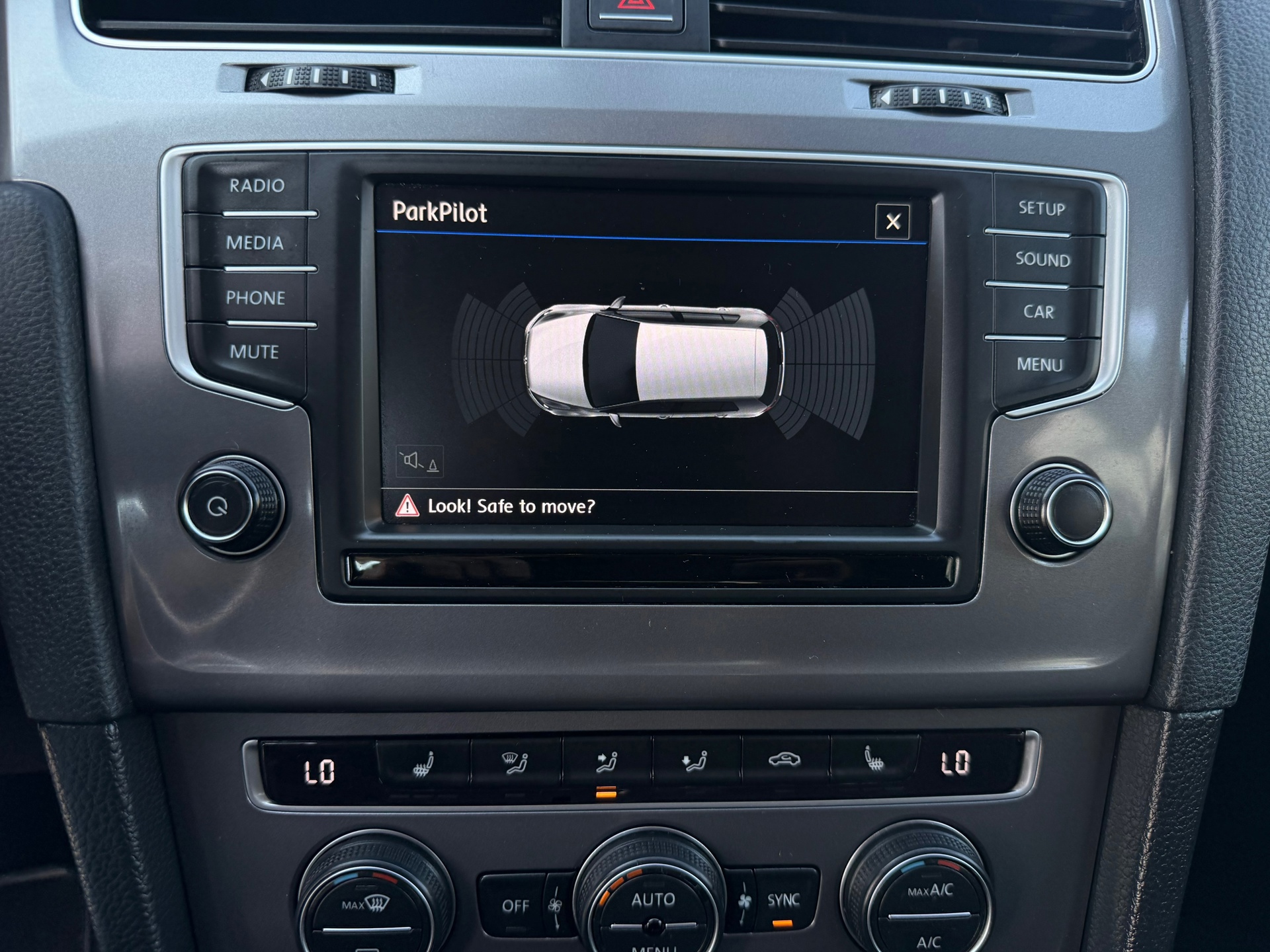 Volkswagen Golf 1.0 TSI Connected Series (2016), foto 16