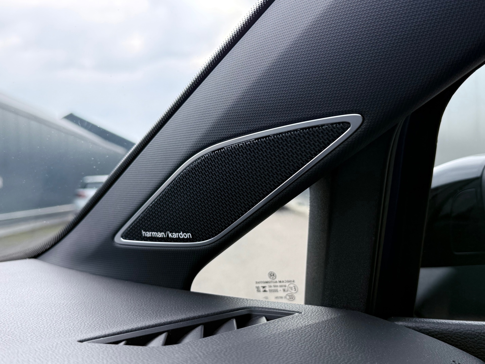 Volkswagen Golf 2.0 TSI R 4Motion Performance Fabrieks (2023), foto 23