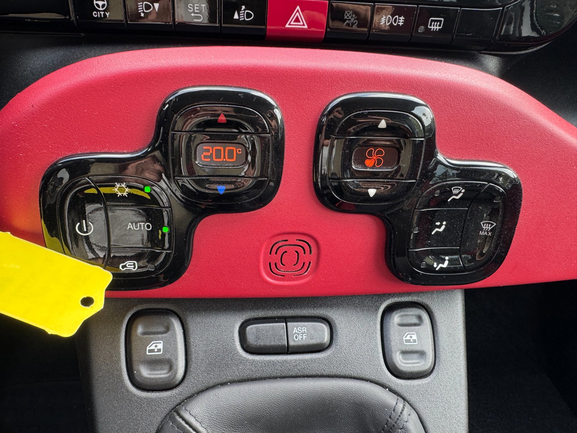 Fiat Panda 1.2 Lounge (2016), foto 16