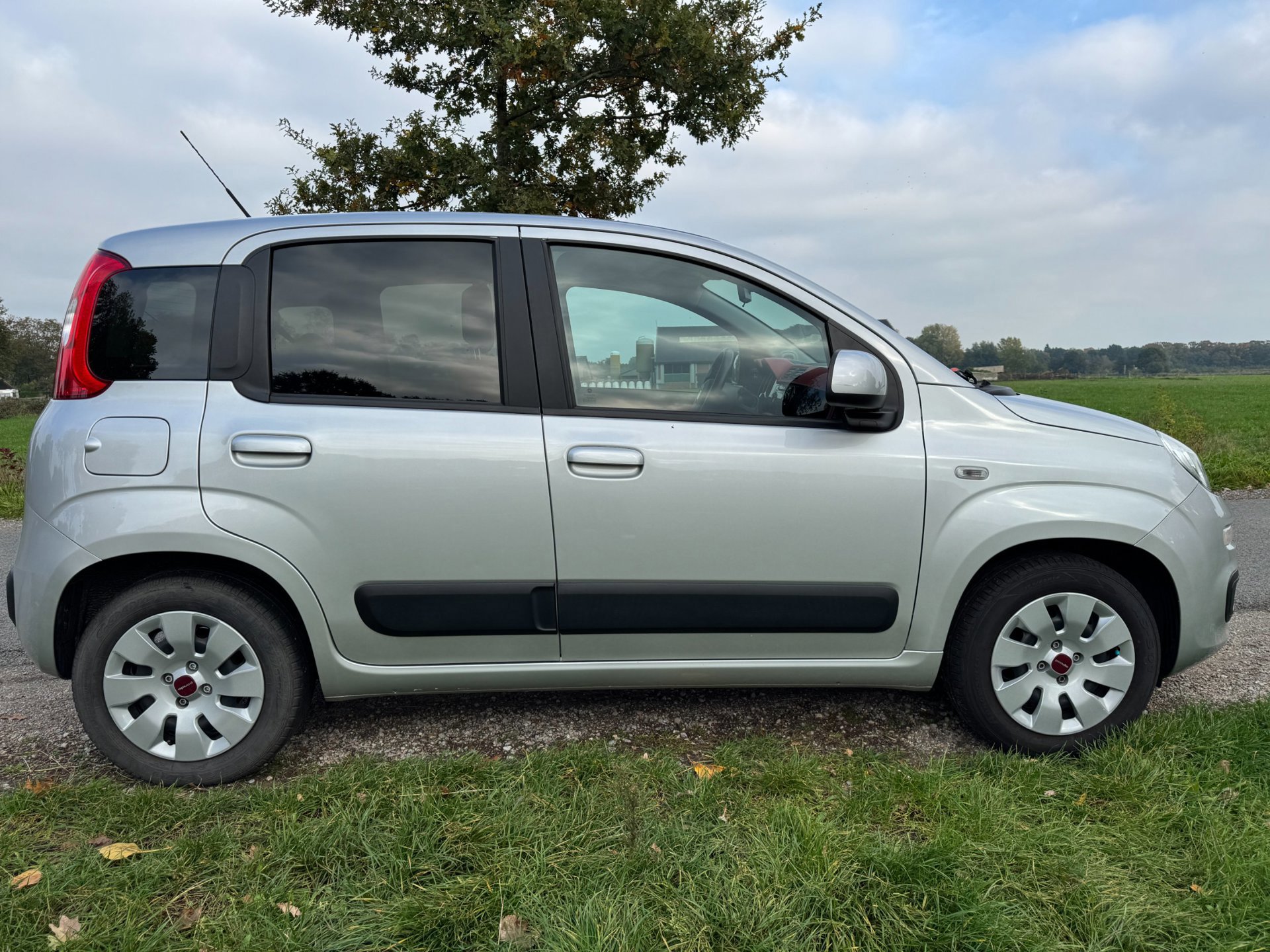 Fiat Panda 1.2 Lounge (2016), foto 4