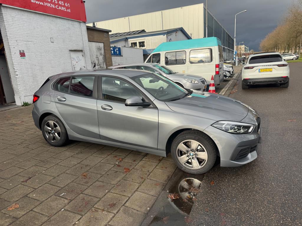 BMW 1-serie 118i Executive (2022), foto 8