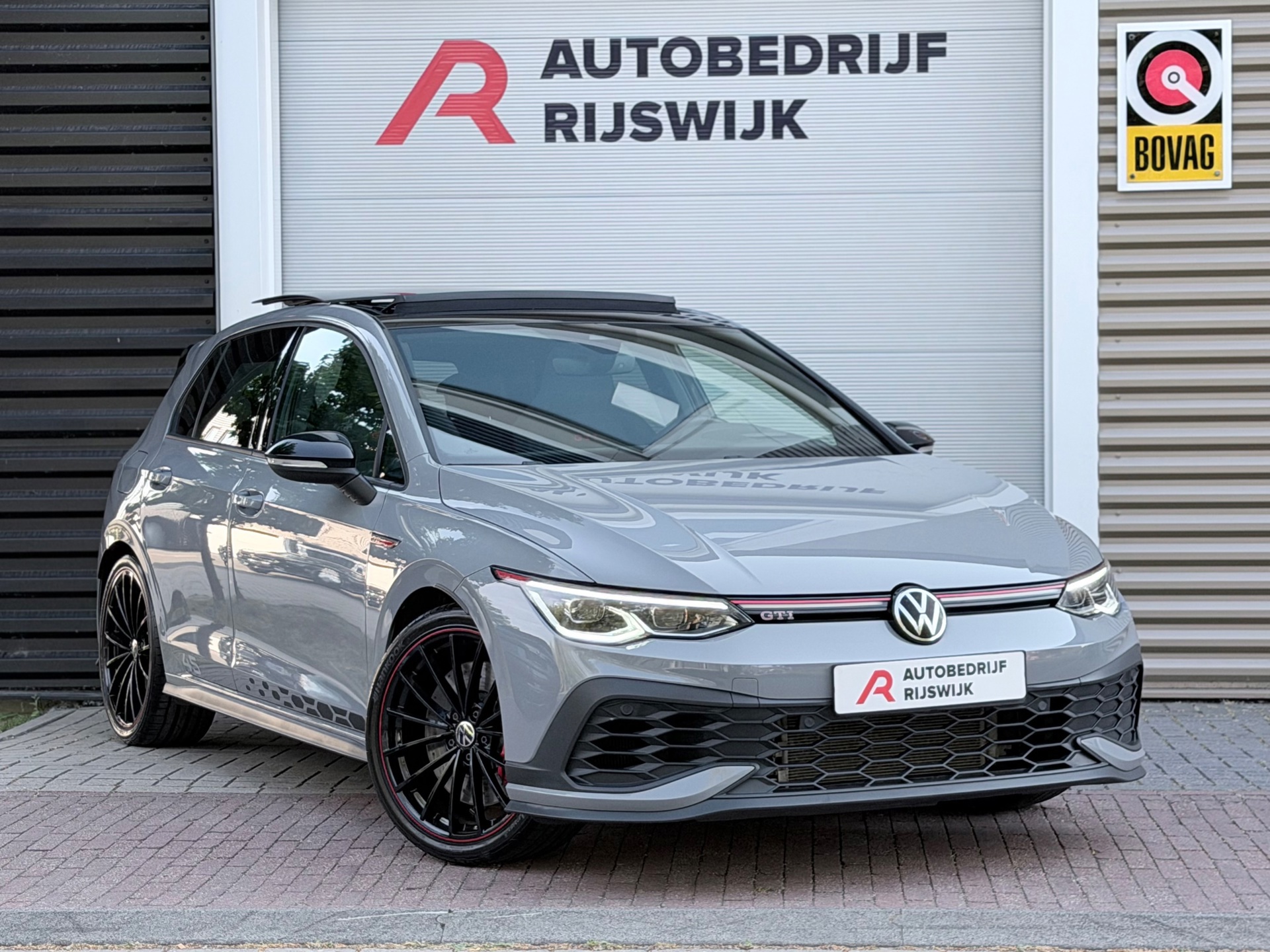 Volkswagen Golf 2.0 TSI GTI Clubsport 45 Akra (2022), foto 6