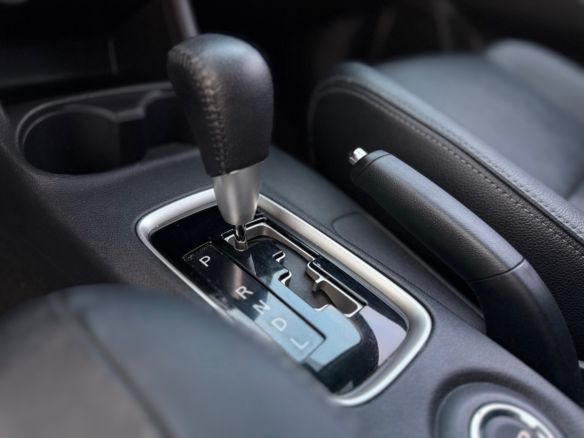 Mitsubishi Outlander 2.0 Instyle 4WD (2016), foto 7