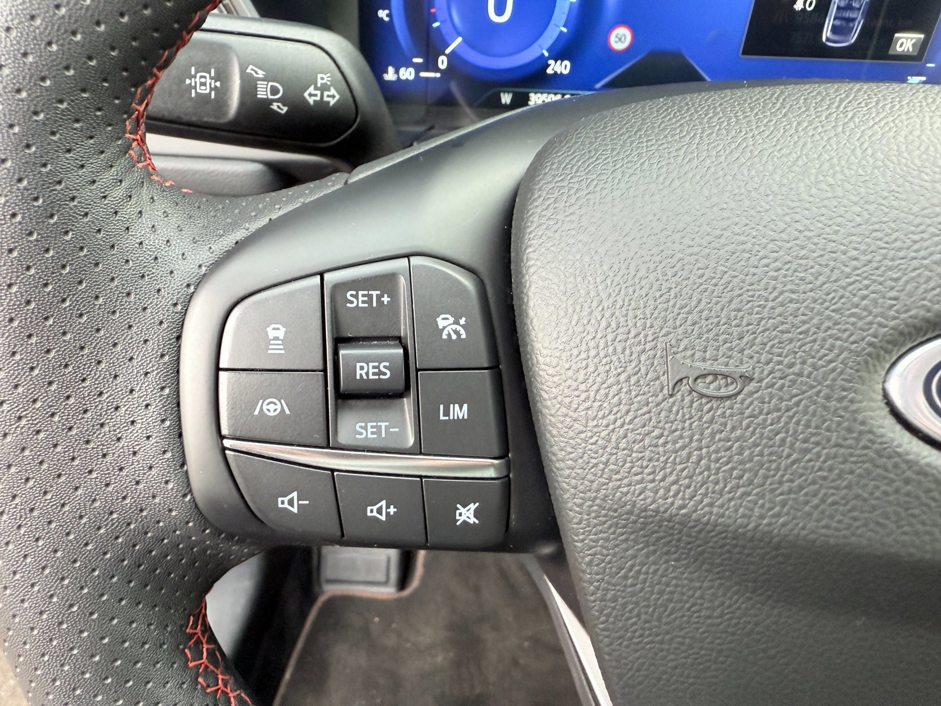 Ford Kuga 2.5 PHEV ST-Line X (2024), foto 14
