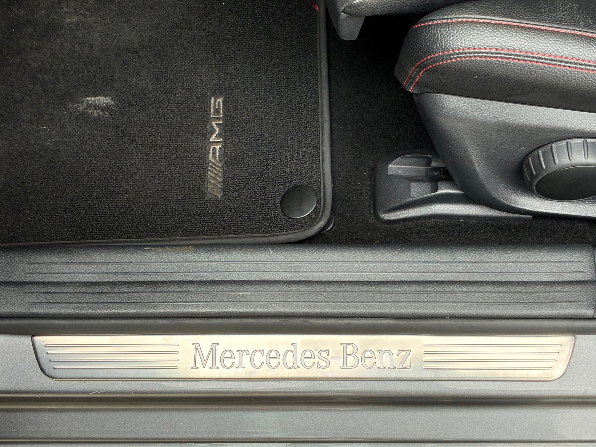Mercedes-Benz A-klasse 180 AMG Night Edition (2016), foto 25