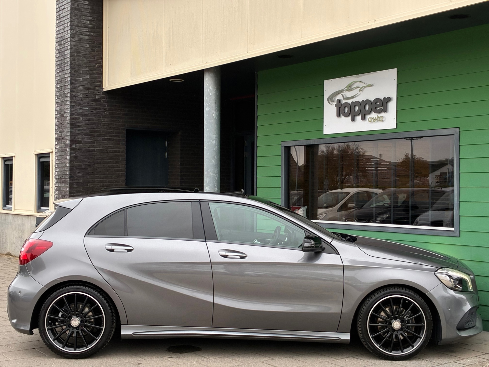 Mercedes-Benz A-klasse 180 AMG Night Edition (2016), foto 8