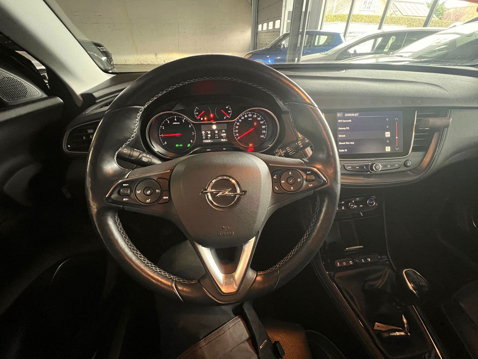 Opel Grandland X 1.2 Turbo Innovation (2018), foto 4
