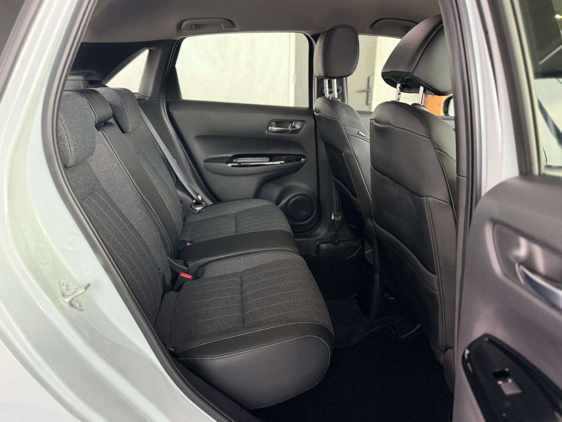 Honda Jazz 1.5 e:HEV Elegance Hybride 2022 (2022), foto 24