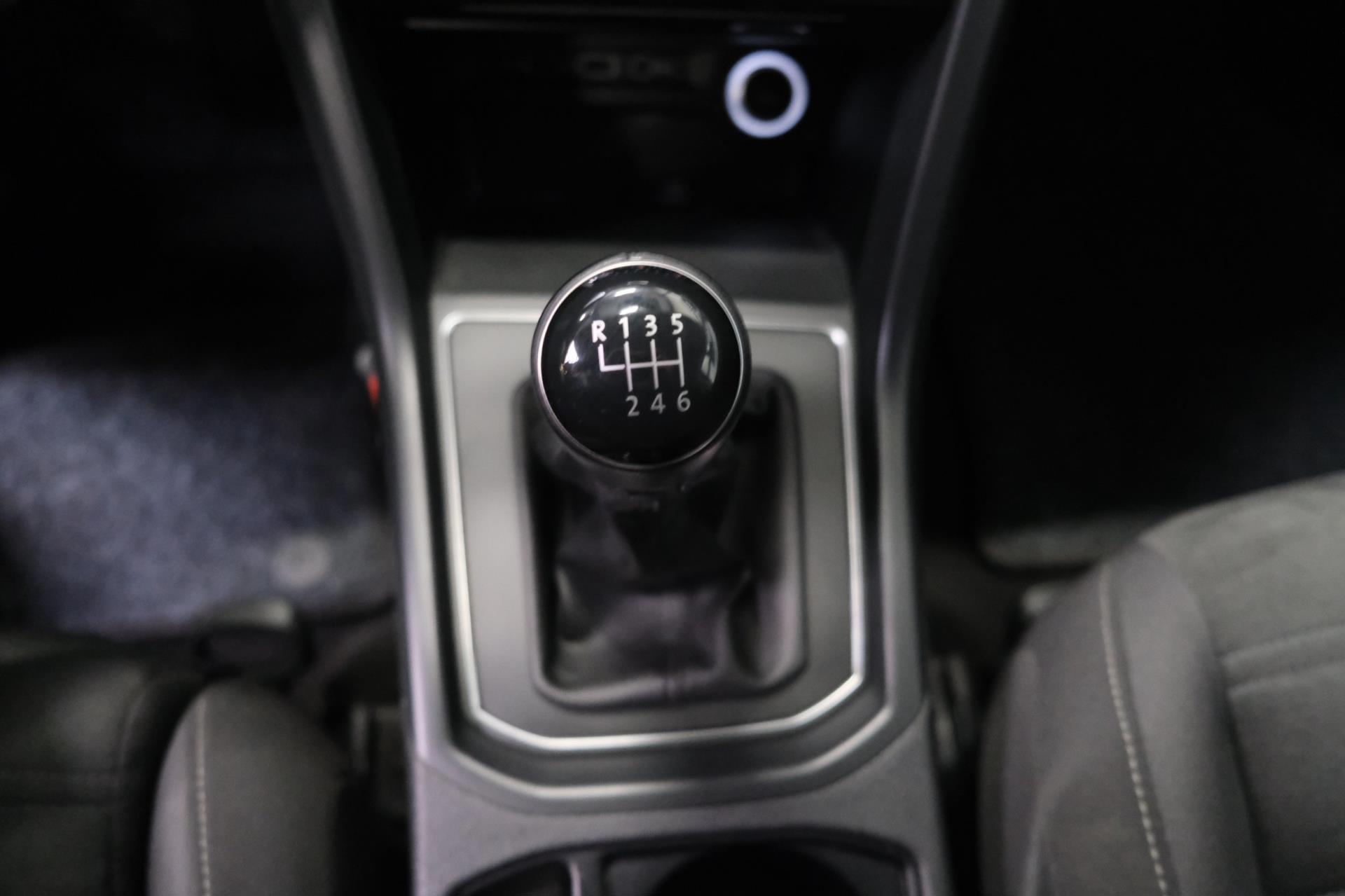 Volkswagen Touran 1.6 TDI - Grijskenteken, Airco, Cruise, Navi, PDC, Camera, Trekhaak. (2018), foto 15