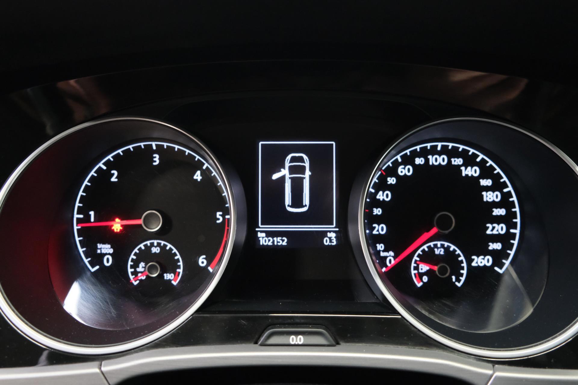 Volkswagen Touran 1.6 TDI - Grijskenteken, Airco, Cruise, Navi, PDC, Camera, Trekhaak. (2018), foto 20