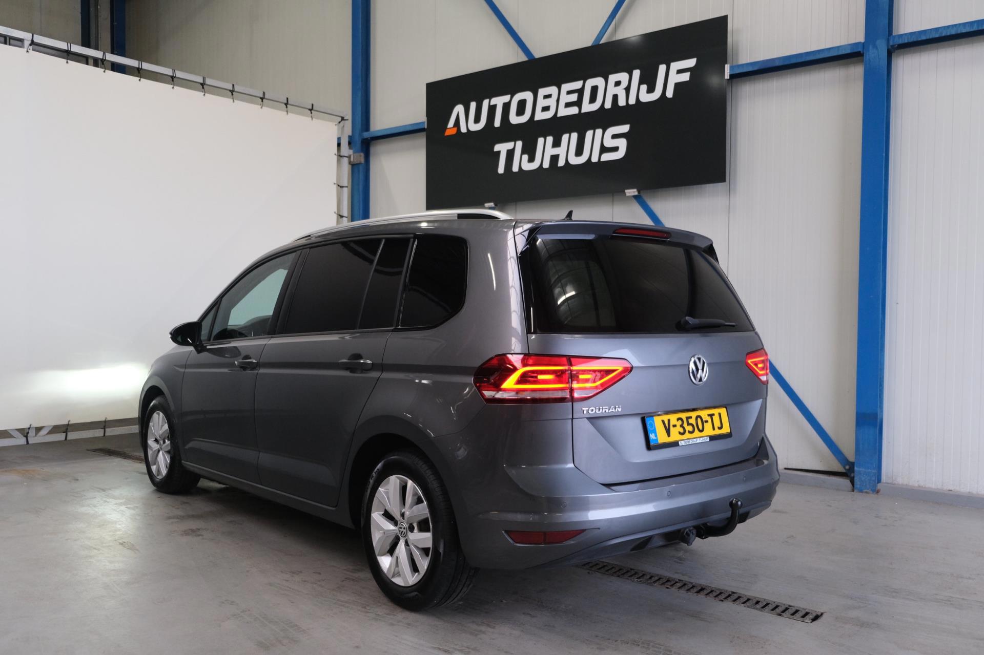 Volkswagen Touran 1.6 TDI - Grijskenteken, Airco, Cruise, Navi, PDC, Camera, Trekhaak. (2018), foto 4