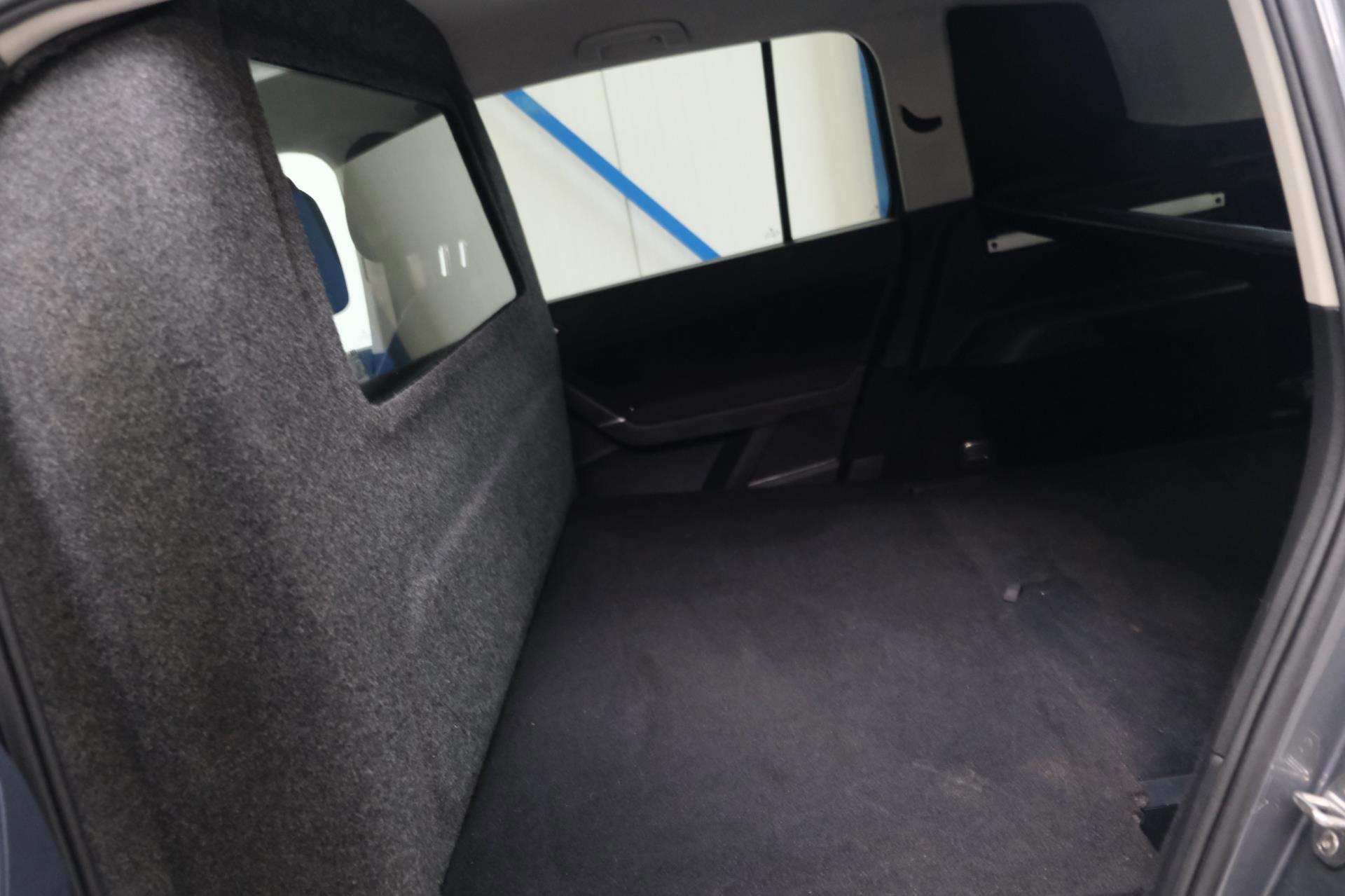 Volkswagen Touran 1.6 TDI - Grijskenteken, Airco, Cruise, Navi, PDC, Camera, Trekhaak. (2018), foto 9