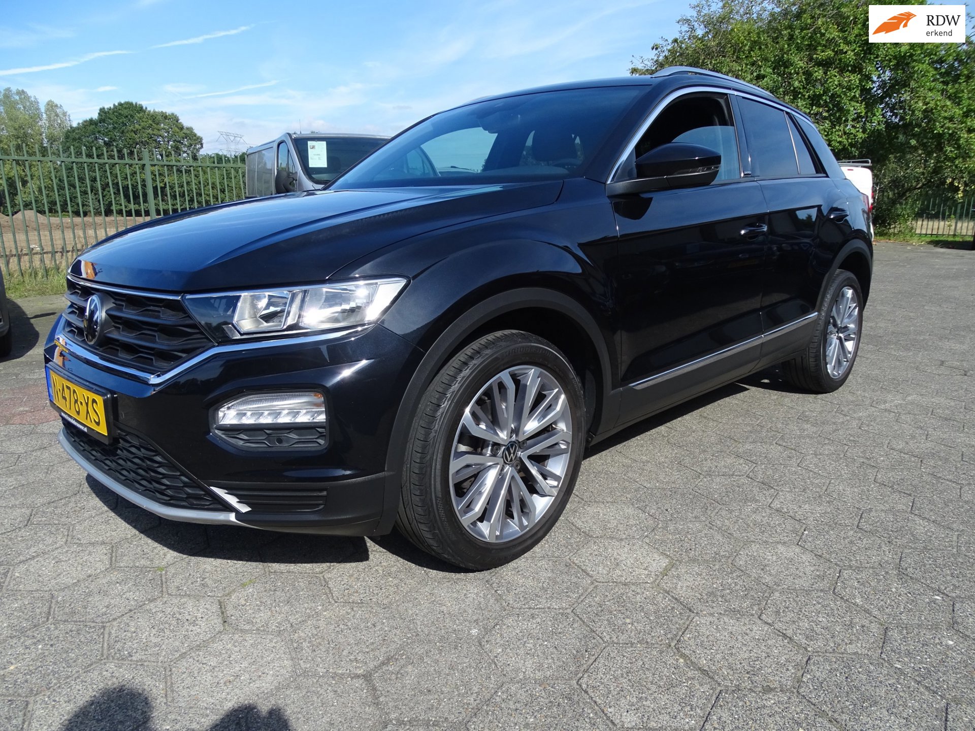 Volkswagen T-Roc 1.0 TSI Style Business (2021), foto 1
