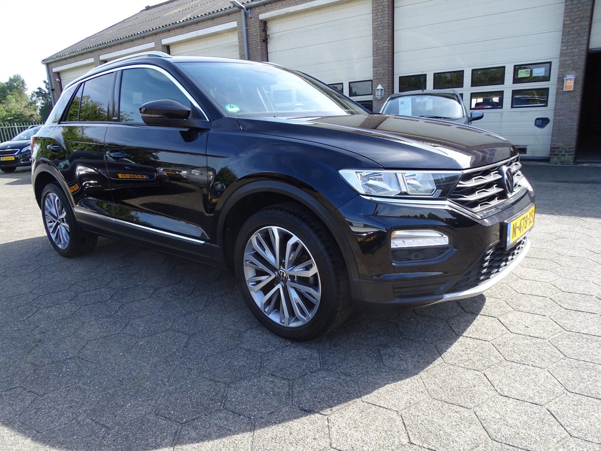 Volkswagen T-Roc 1.0 TSI Style Business (2021), foto 2