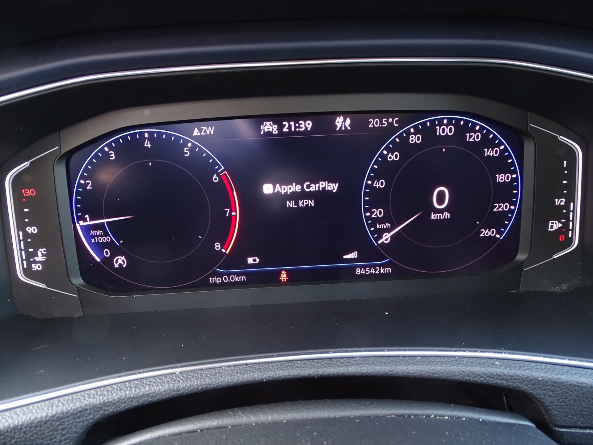 Volkswagen T-Roc 1.0 TSI Style Business (2021), foto 12