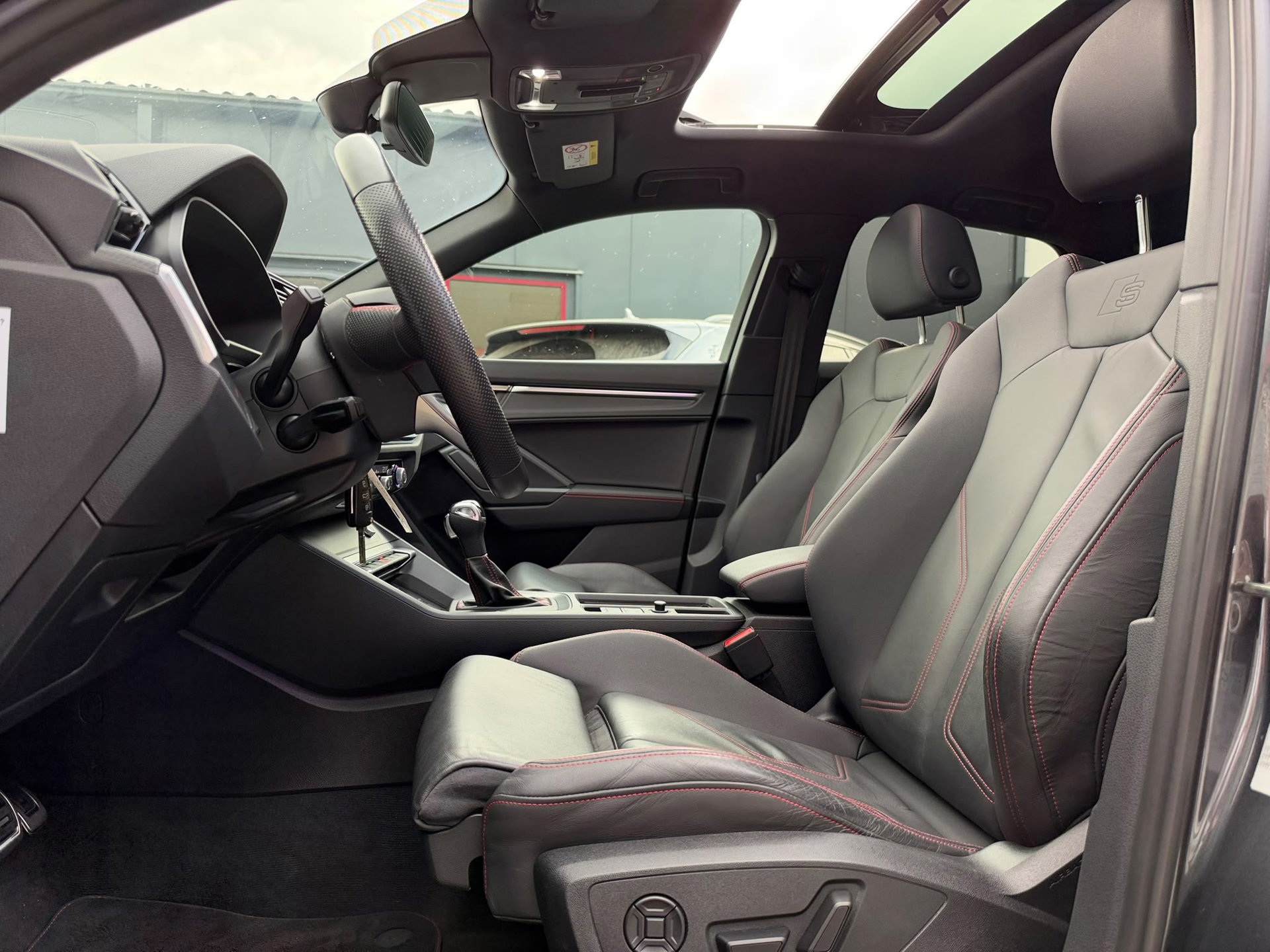 Audi Q3 Sportback 45 TFSIe 3x S-LINE (2023), foto 6