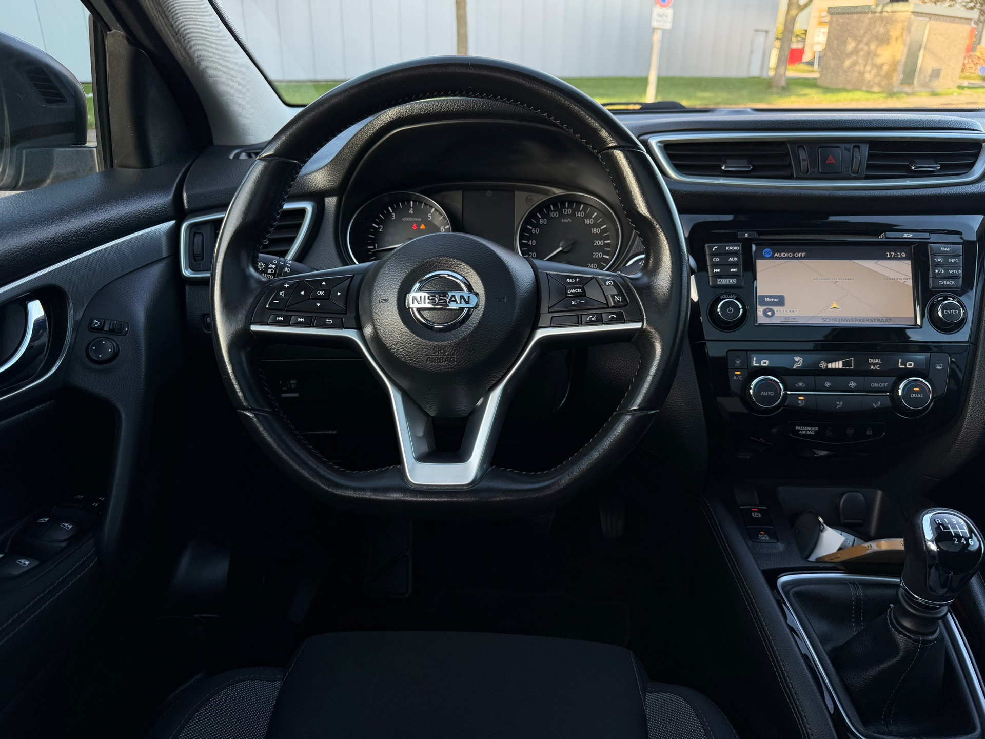 Nissan Qashqai 1.2 N-Connecta (2018), foto 11