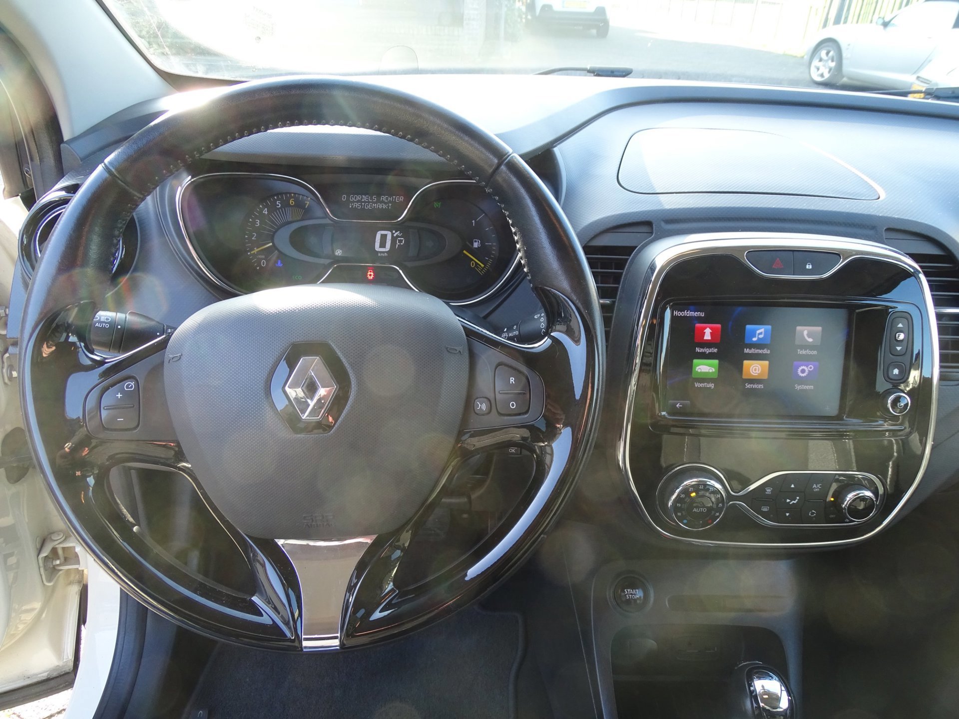 Renault Captur 1.2 TCe Dynamique (2016), foto 11