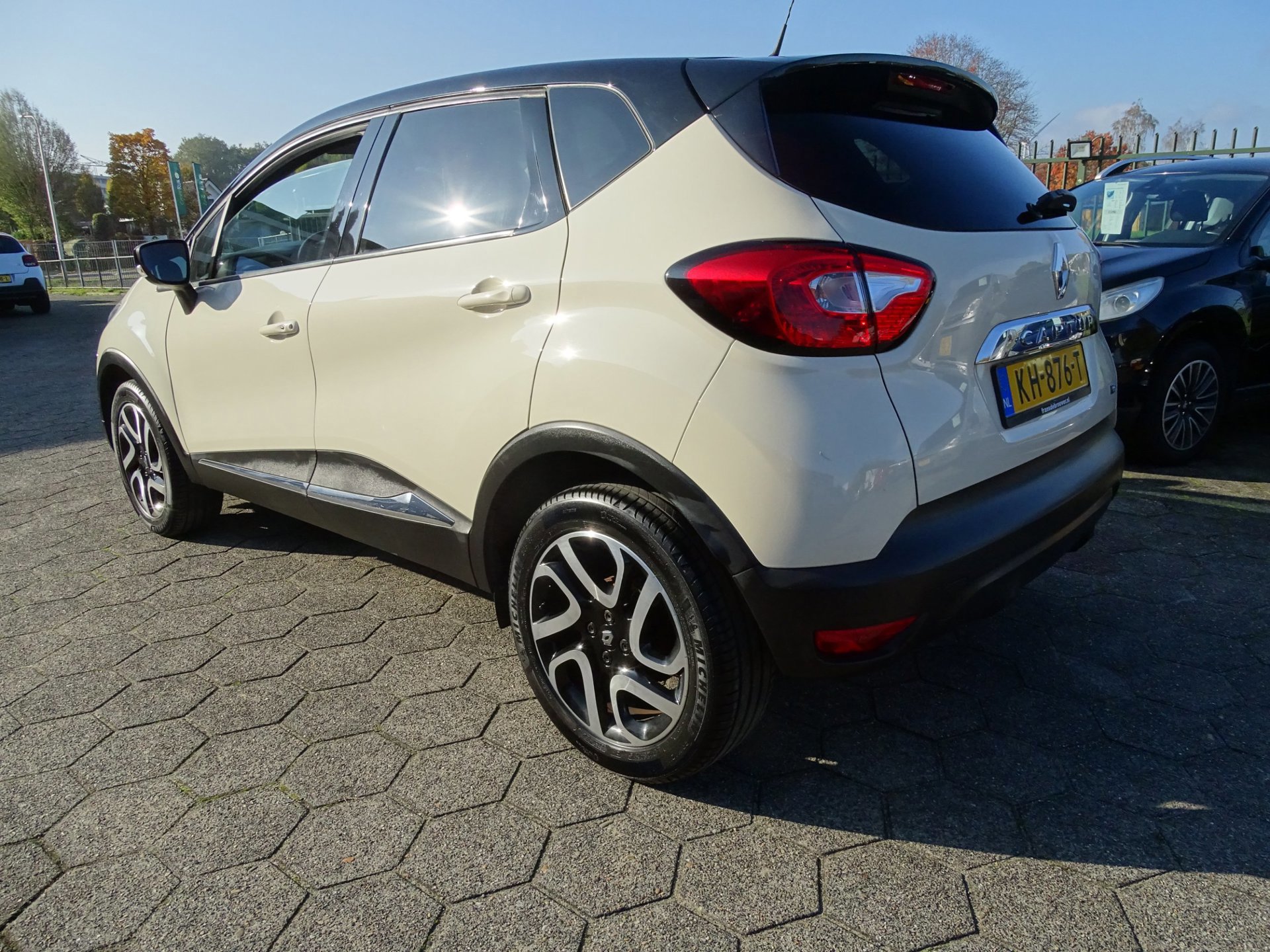 Renault Captur 1.2 TCe Dynamique (2016), foto 4