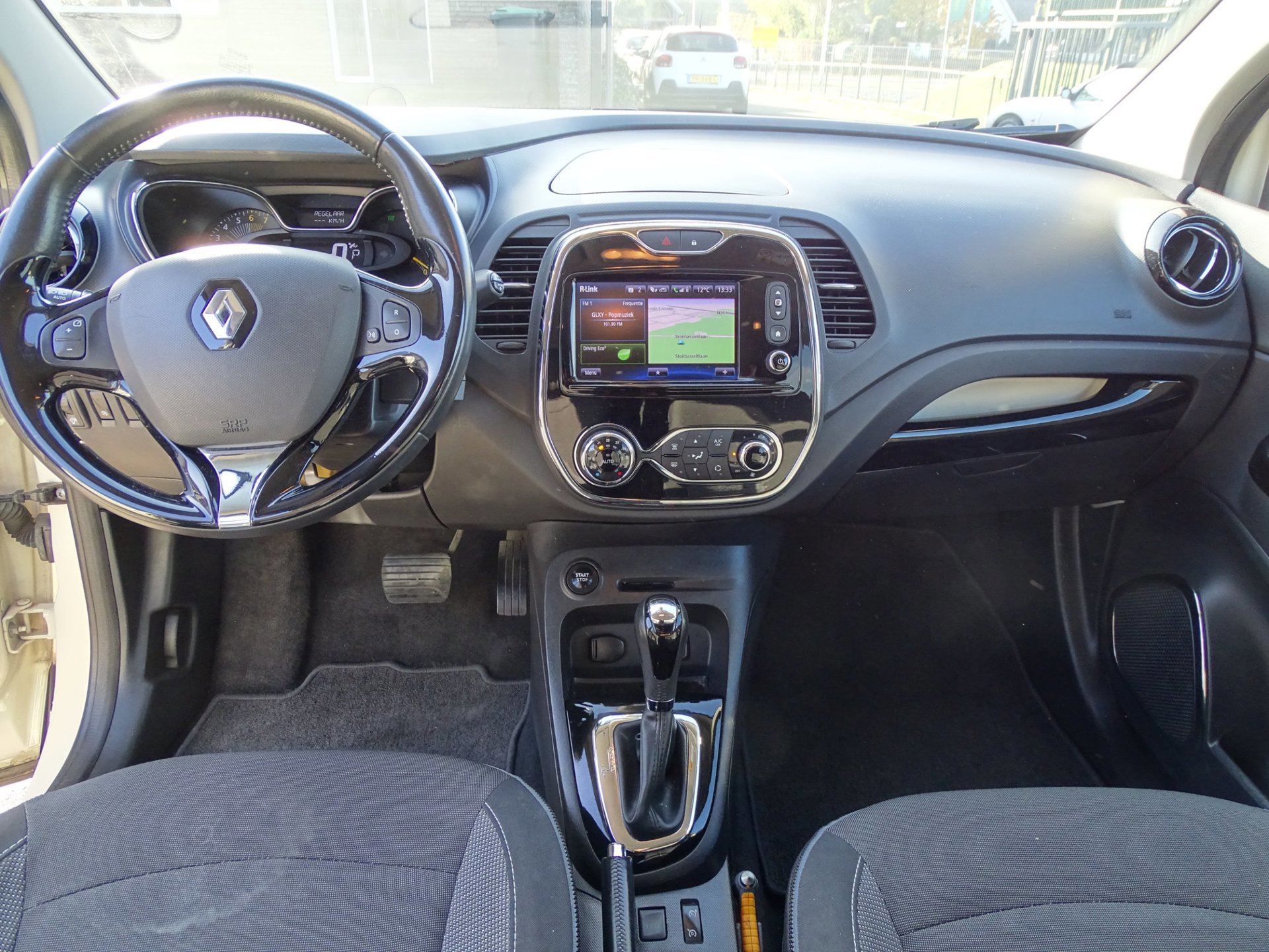 Renault Captur 1.2 TCe Dynamique (2016), foto 10