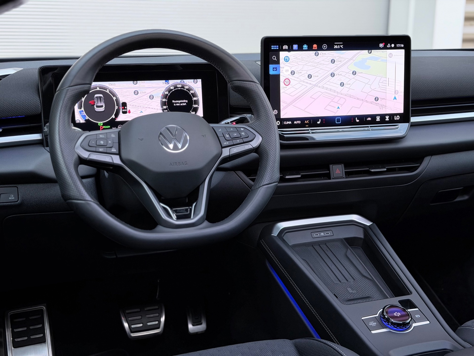 Volkswagen T-Roc 1.5 eTSI R-Line (2026), foto 13