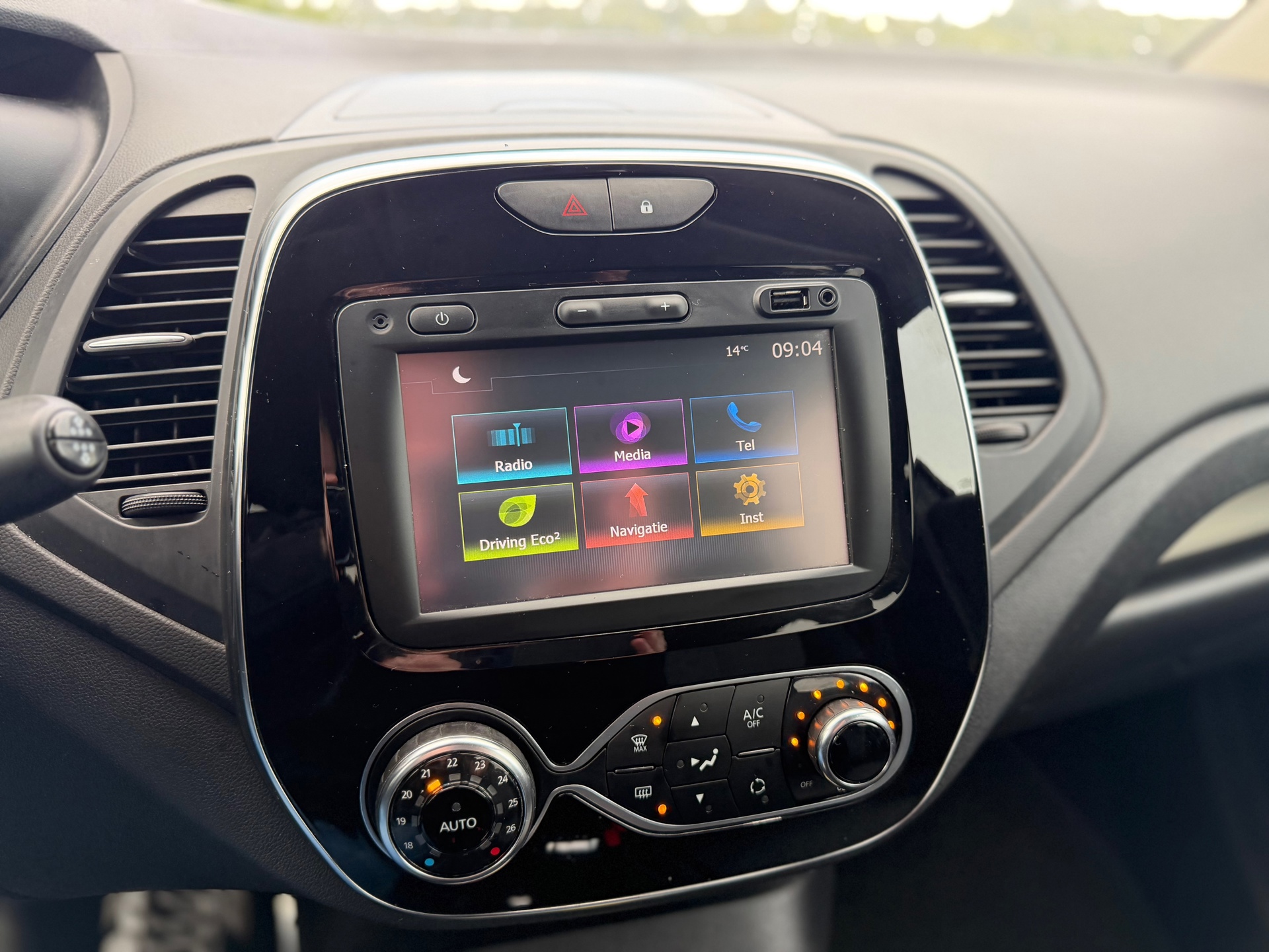 Renault Captur 1.2 TCe Bose (2018), foto 11