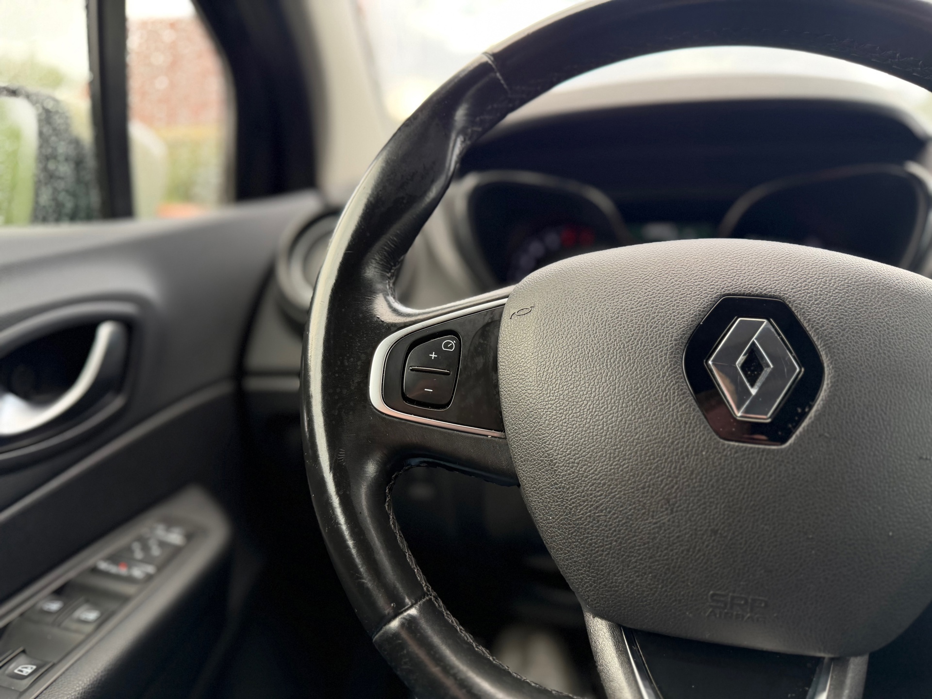 Renault Captur 1.2 TCe Bose (2018), foto 14