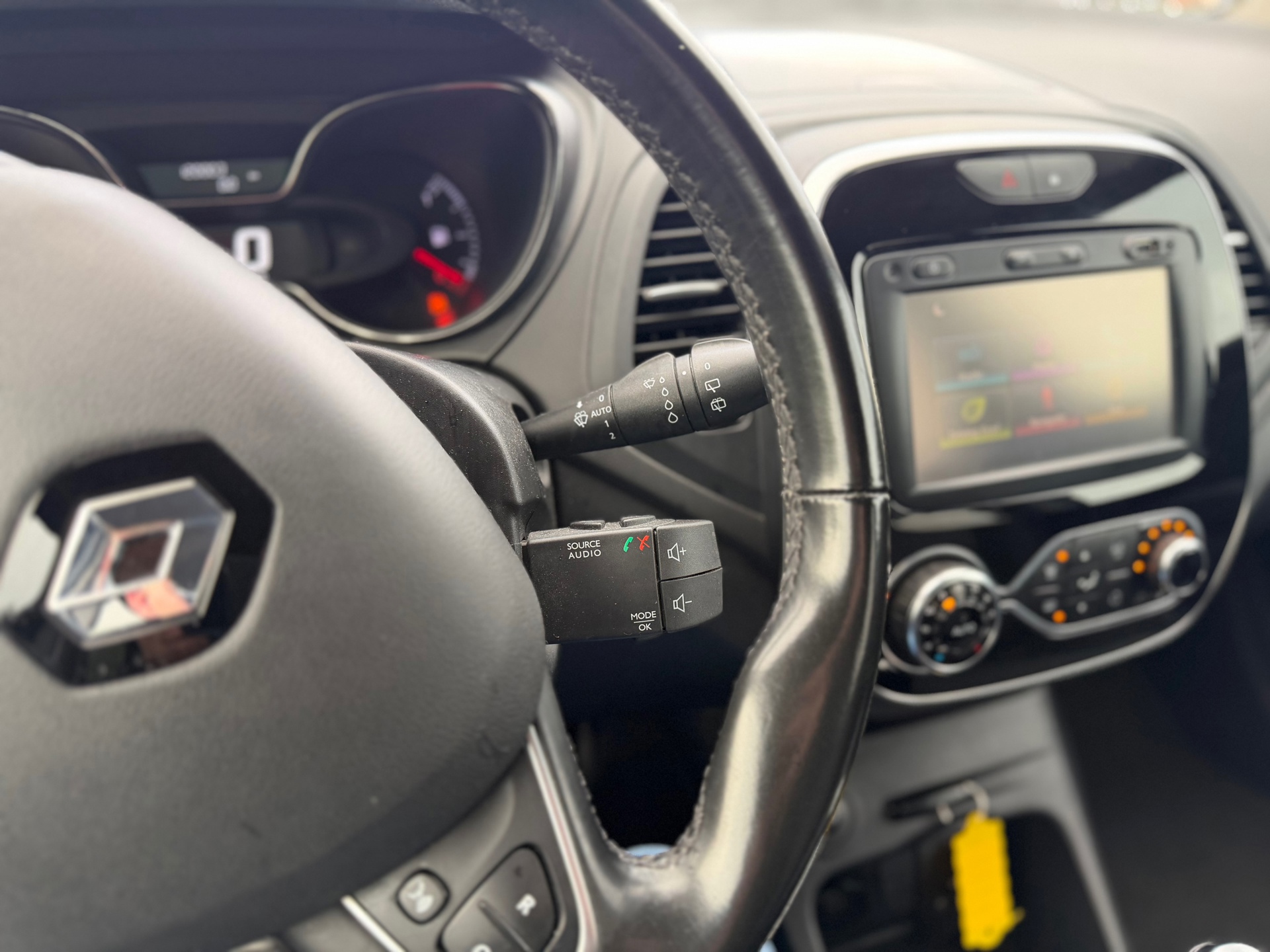 Renault Captur 1.2 TCe Bose (2018), foto 16