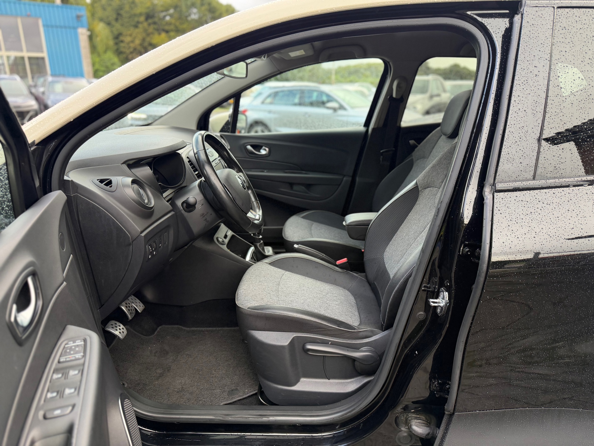 Renault Captur 1.2 TCe Bose (2018), foto 18