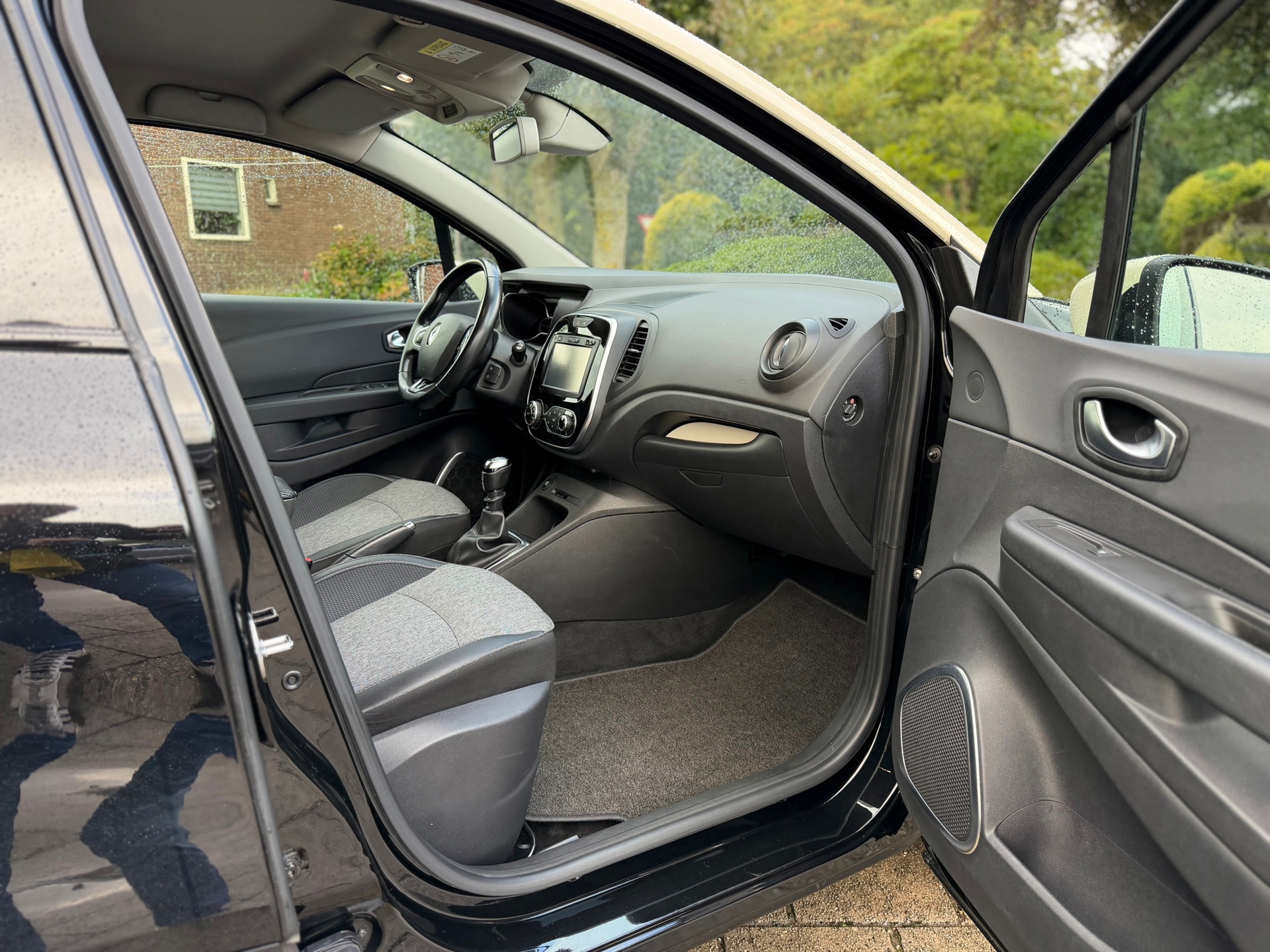 Renault Captur 1.2 TCe Bose (2018), foto 24
