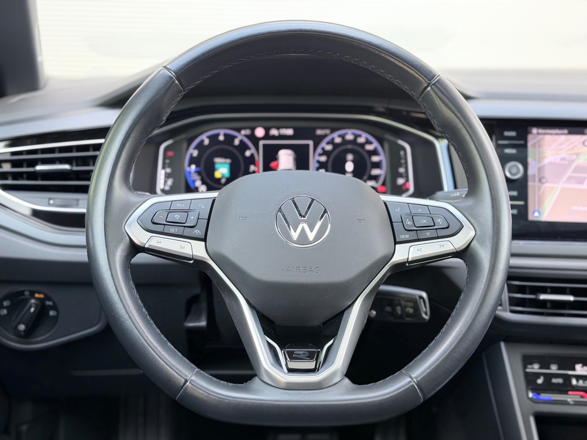 Volkswagen Taigo 1.5 TSI 3xR-Line (2022), foto 12