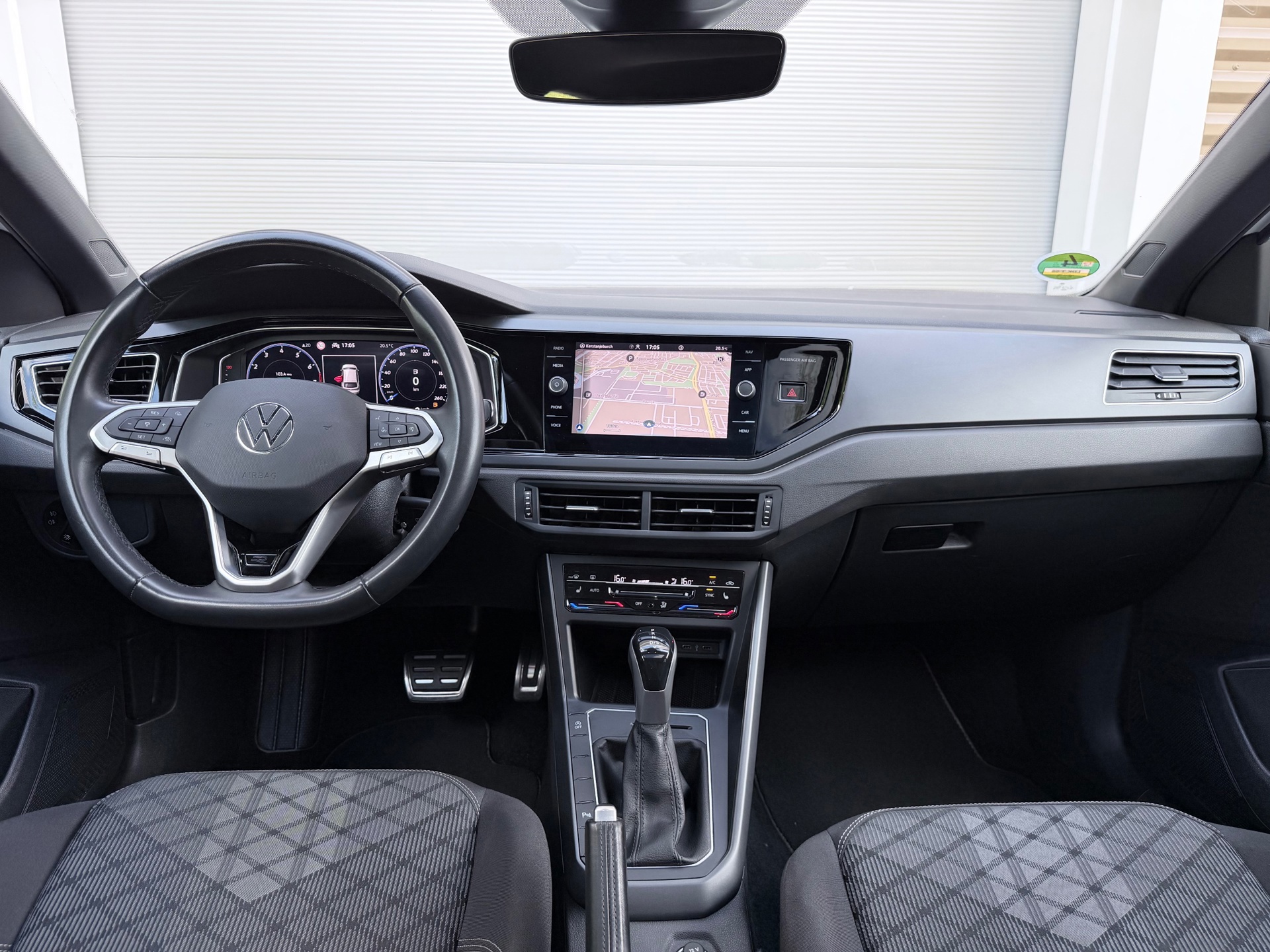 Volkswagen Taigo 1.5 TSI 3xR-Line (2022), foto 9