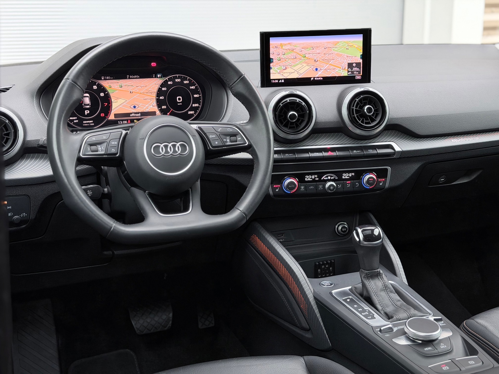 Audi Q2 35 TFSI S Edition (2023), foto 12